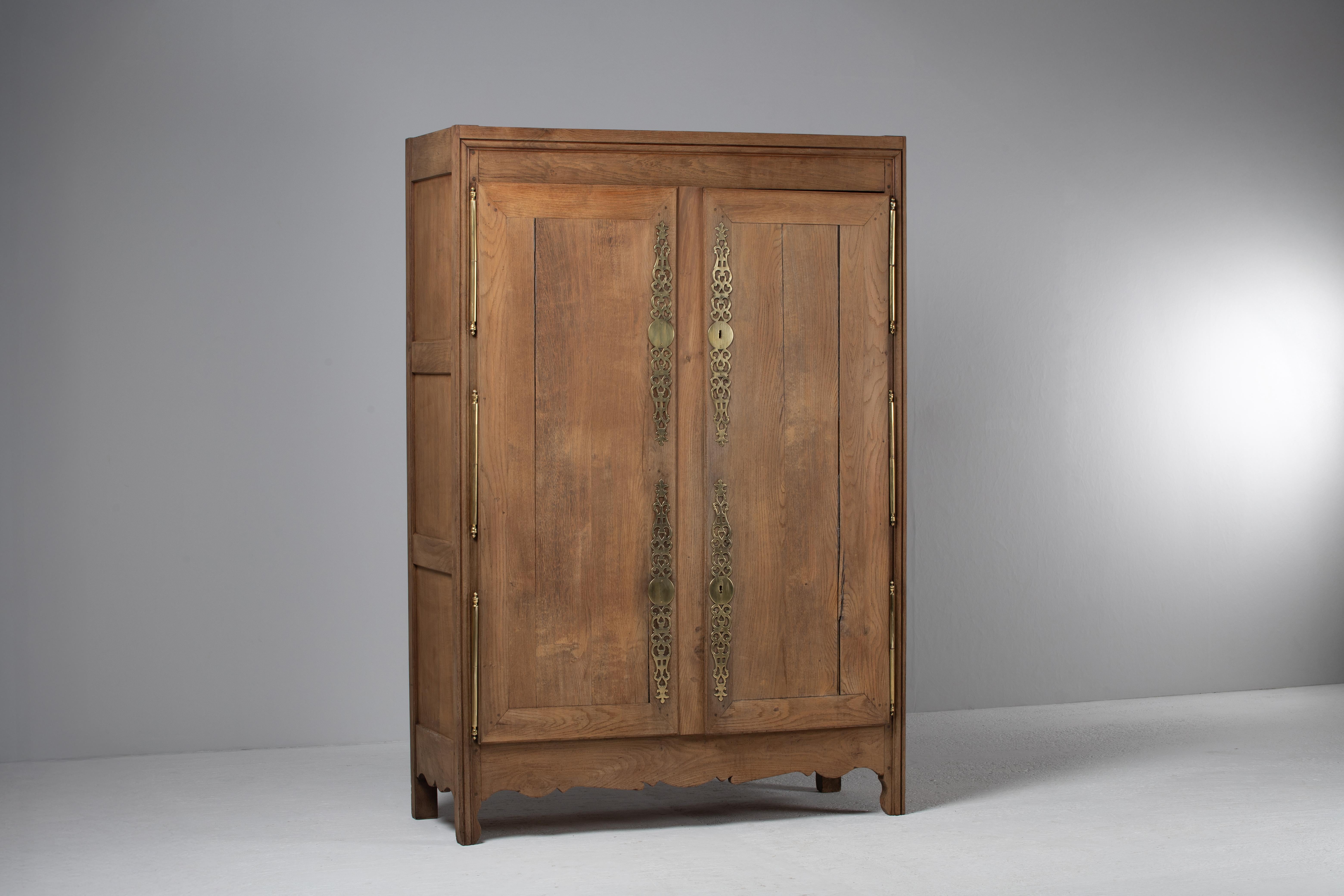 French Armoire in Oak, Late 19th Century For Sale 1