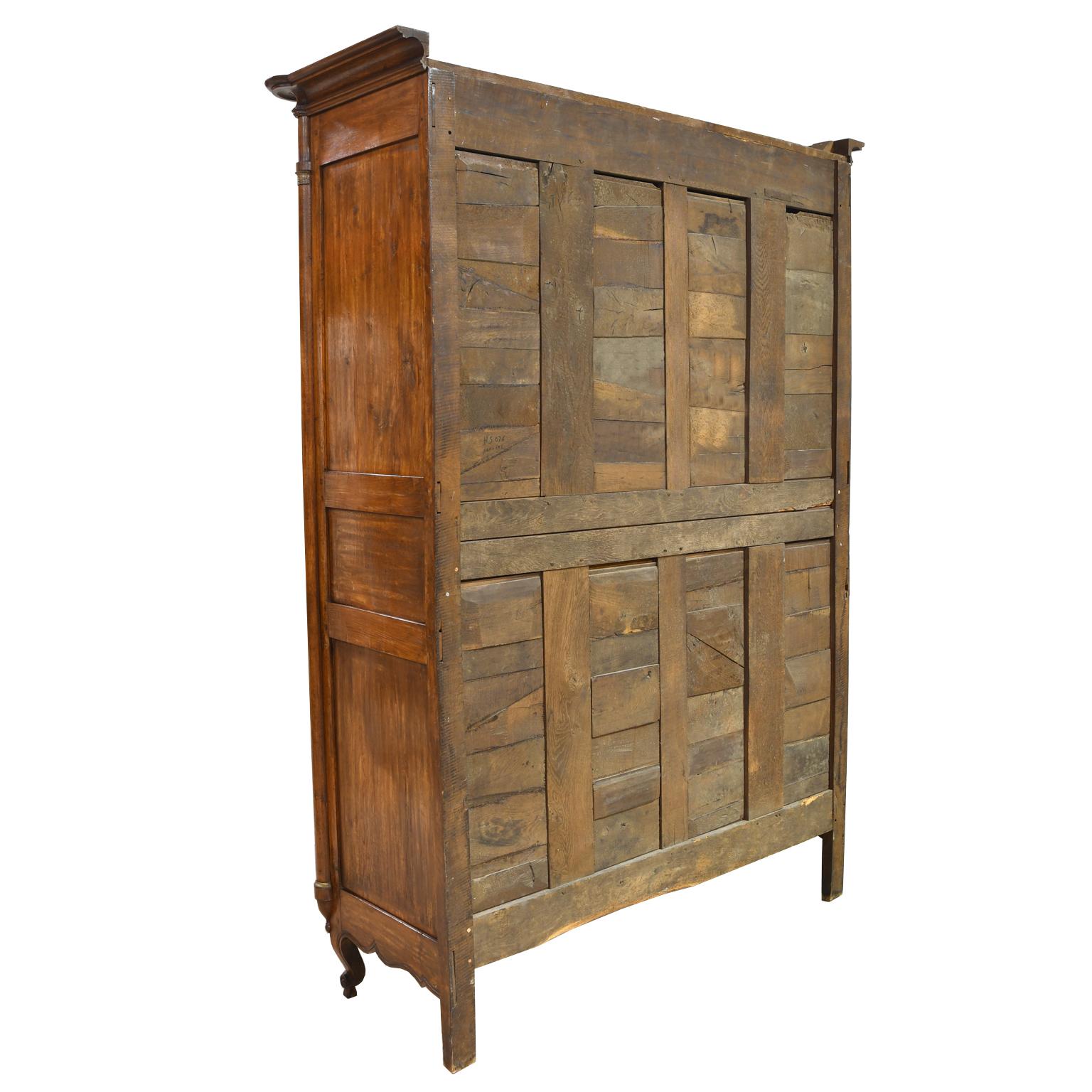 Antique 18th Century French Empire Armoire in Oak with Interior Storage Drawers In Good Condition In Miami, FL