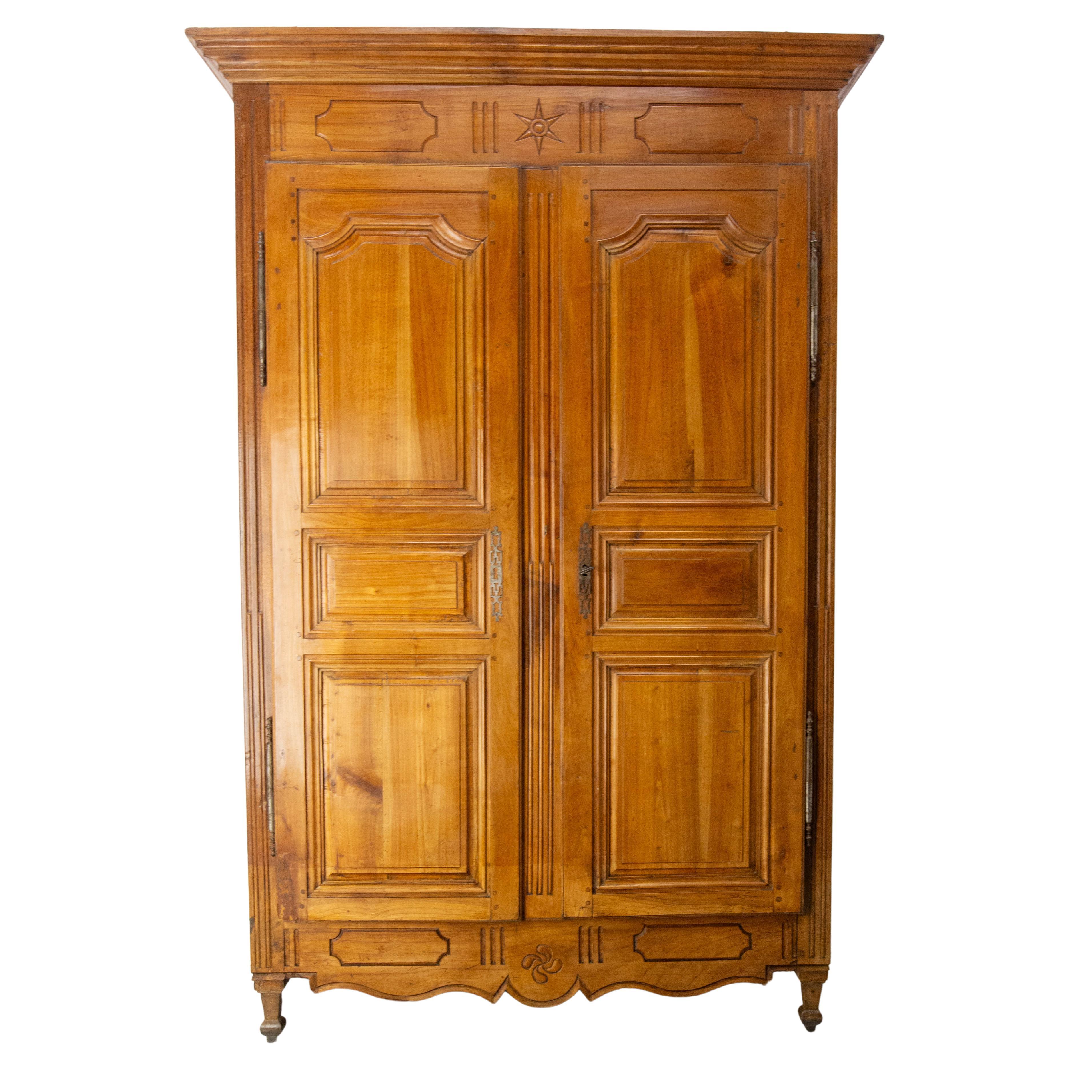 French Armoire Louis XVI St Cherrywood Wardrobe Star and Basque Details 18th C For Sale