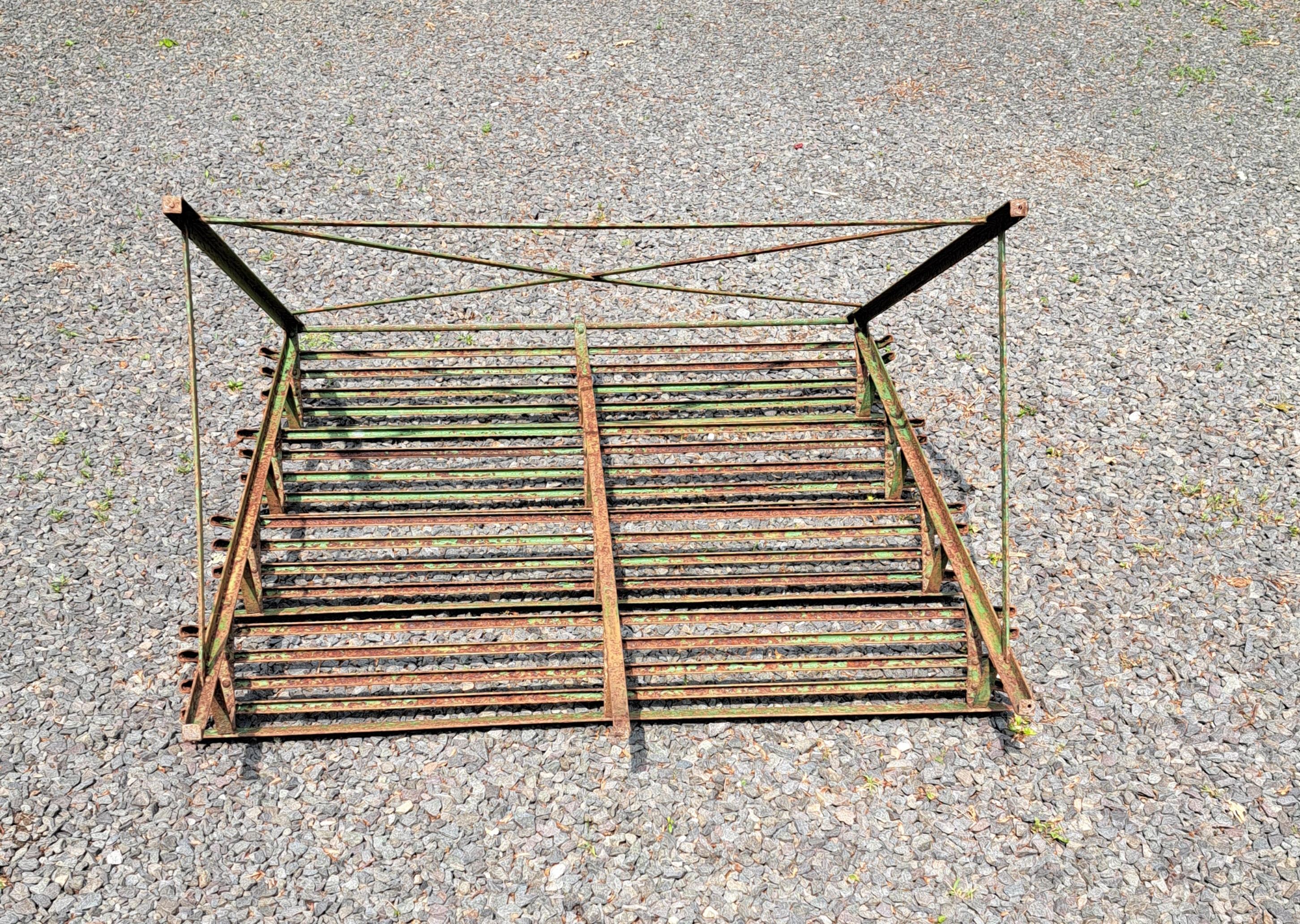 French Arras 4 Shelf Iron Plantstand For Sale 4