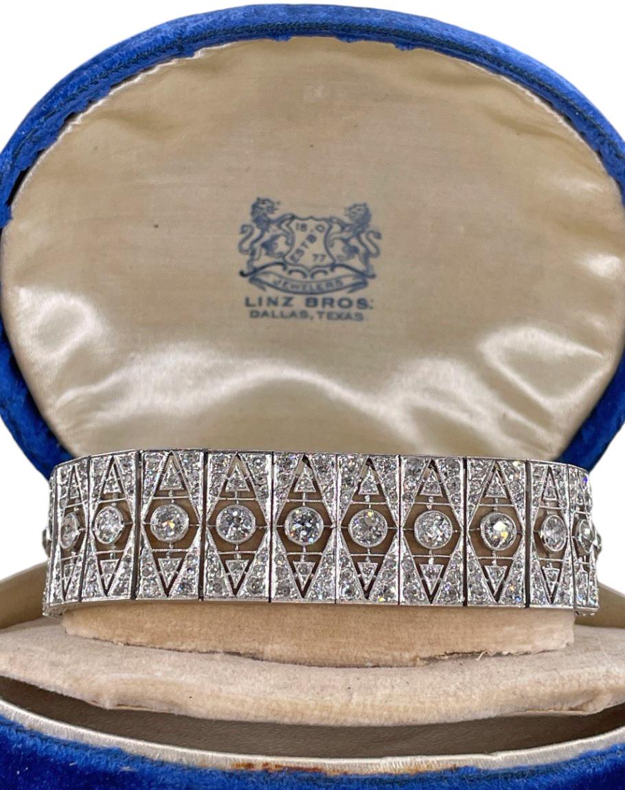 French Art Deco 17.04ctw Old European Diamond Platinum Bracelet For Sale 6
