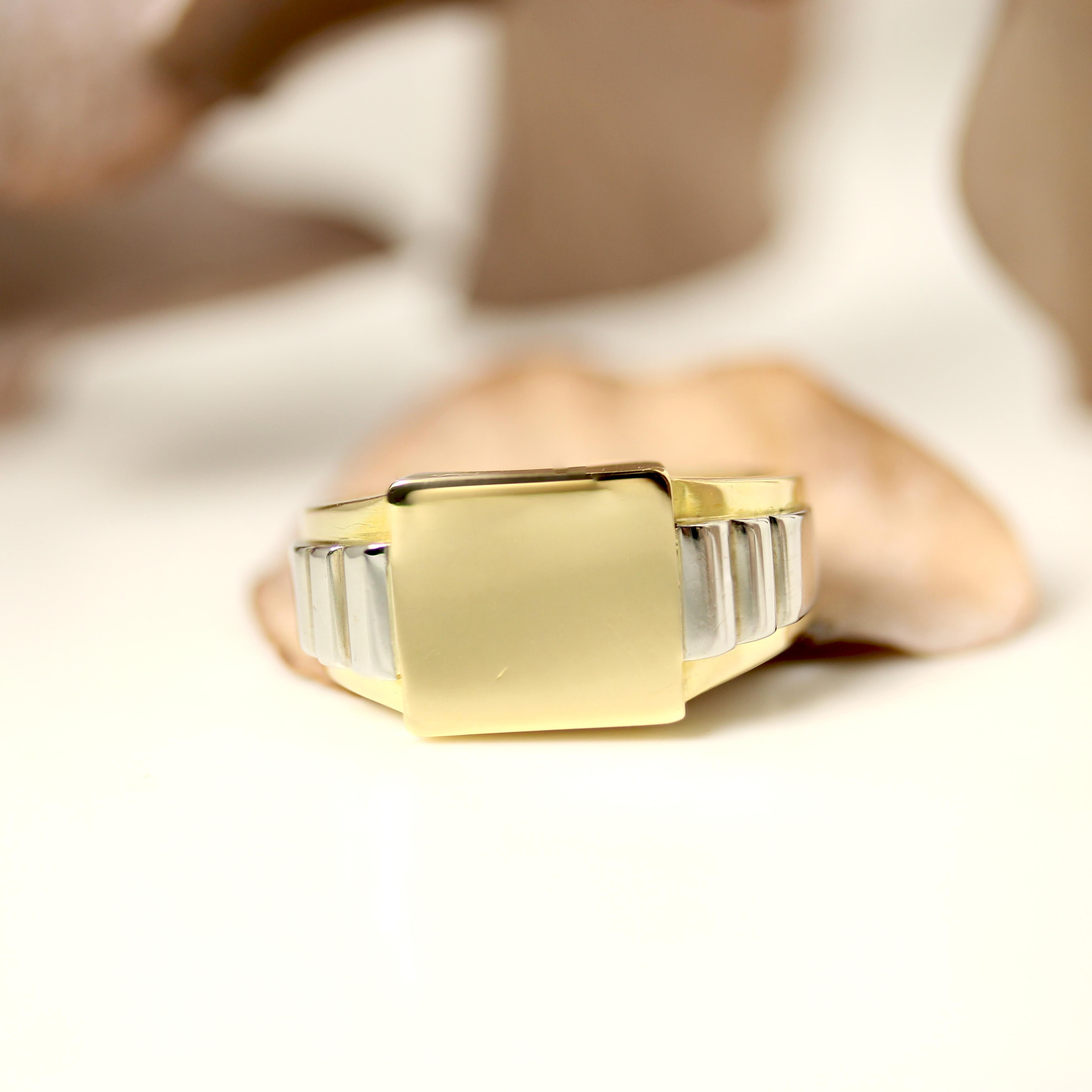 French Art Deco 18 Karat Yellow Gold Platinum To Engrave Signet Ring For Sale 6