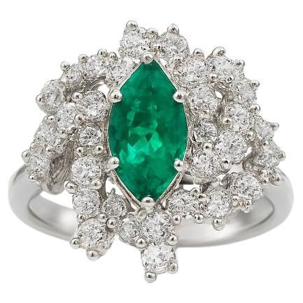 Französischer Art Deco 18K Gold Smaragd 
Diamant Ring (um 1940) im Angebot