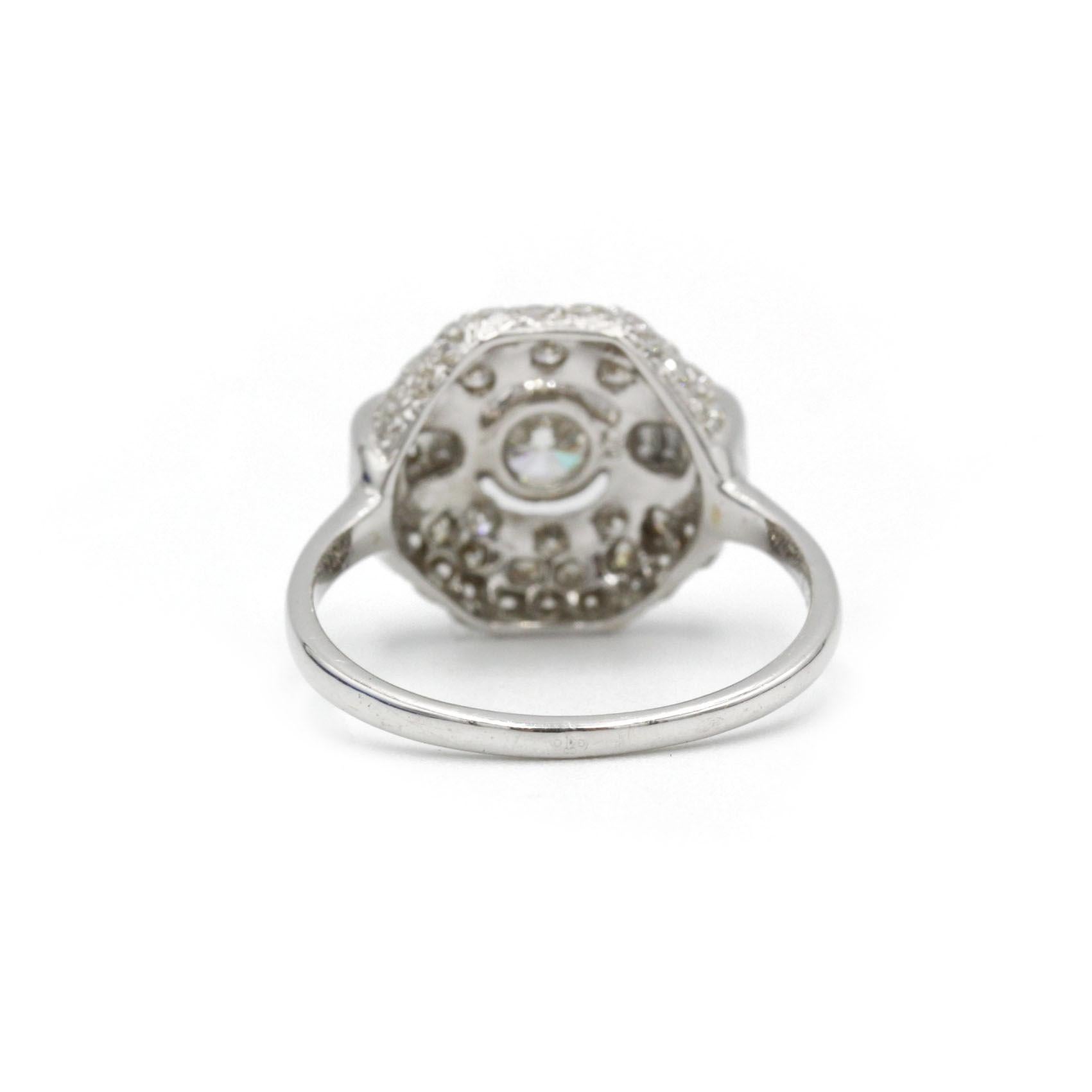 Women's French Art Deco 18K White Gold Diamond Ring with Baguette & Round Diamonds For Sale