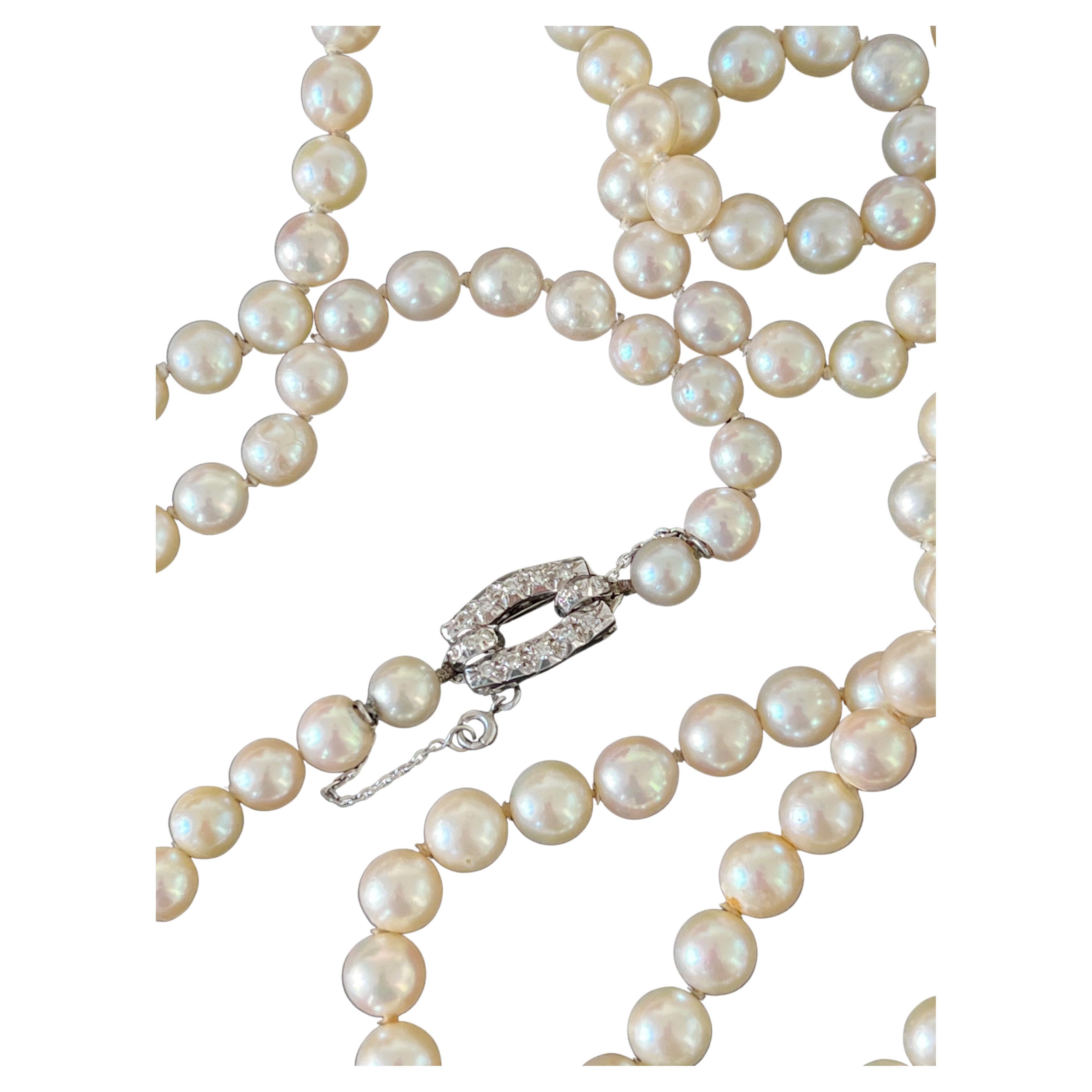 Sautoir Art d�éco français en or blanc 18 carats avec longue perle et diamants