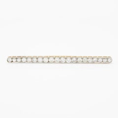 French Art Deco 18k Yellow Gold and Platinum 3.0 Carats Diamond Bar Brooch
