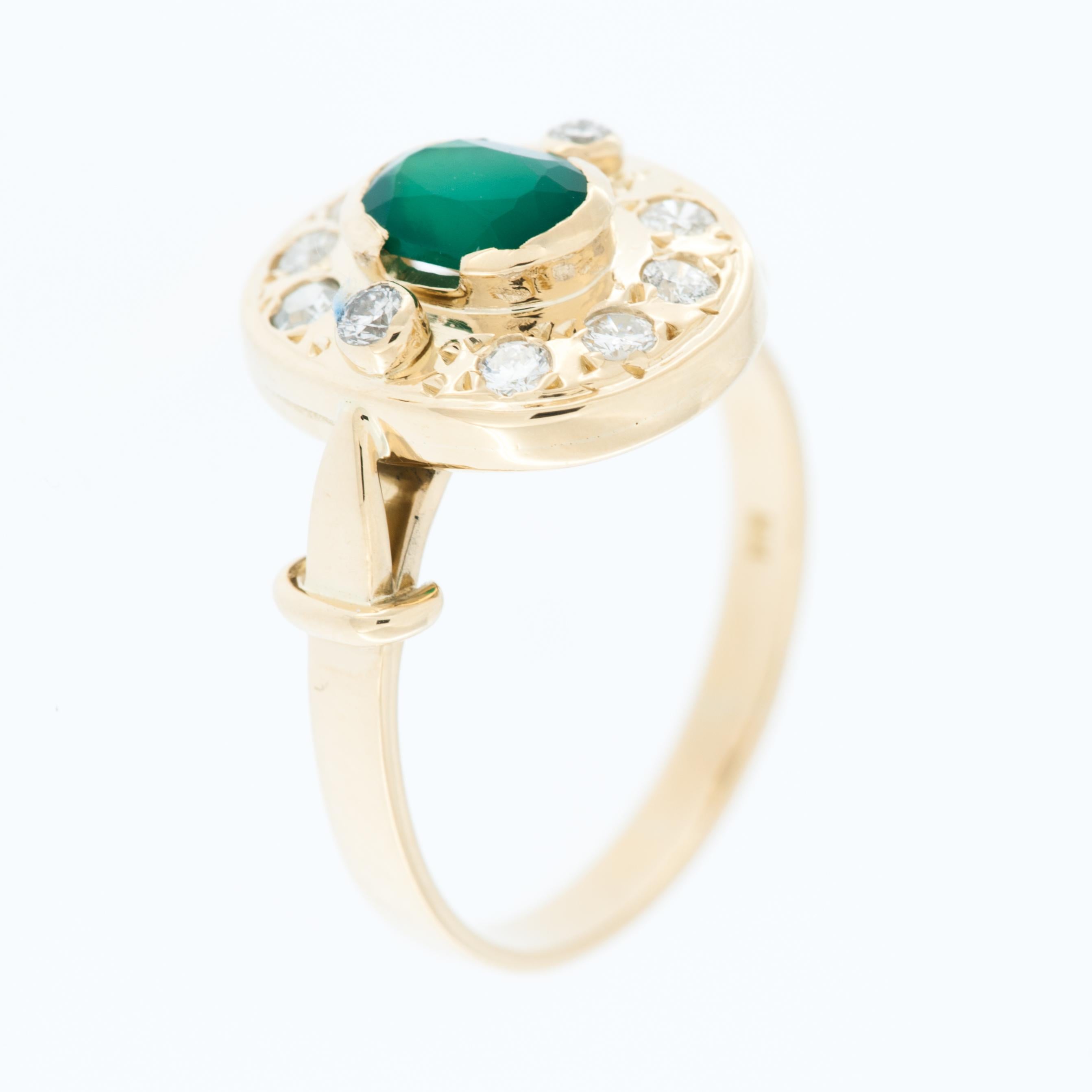 Französischer Art-déco-Ring aus 18 Karat Gelbgold mit Diamanten und Smaragd im Art déco-Stil (Brillantschliff)