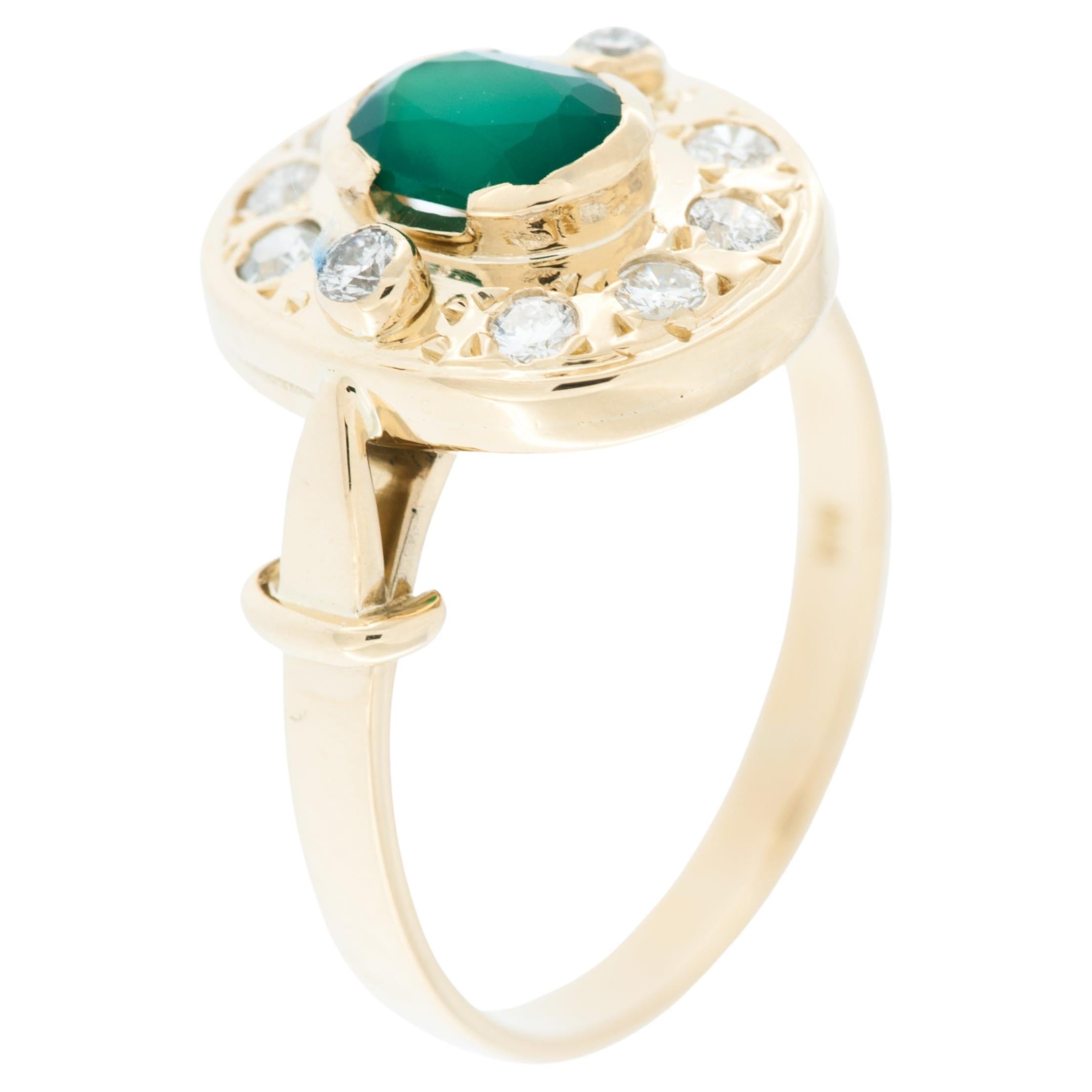 French Art Deco 18 karat Yellow Gold Ring with Diamonds and Emerald For Sale