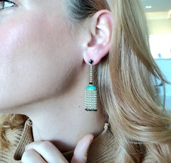 Pendientes de borlas colgantes art déco francés de 1920 en oro de 18 quilates con jade y perlas