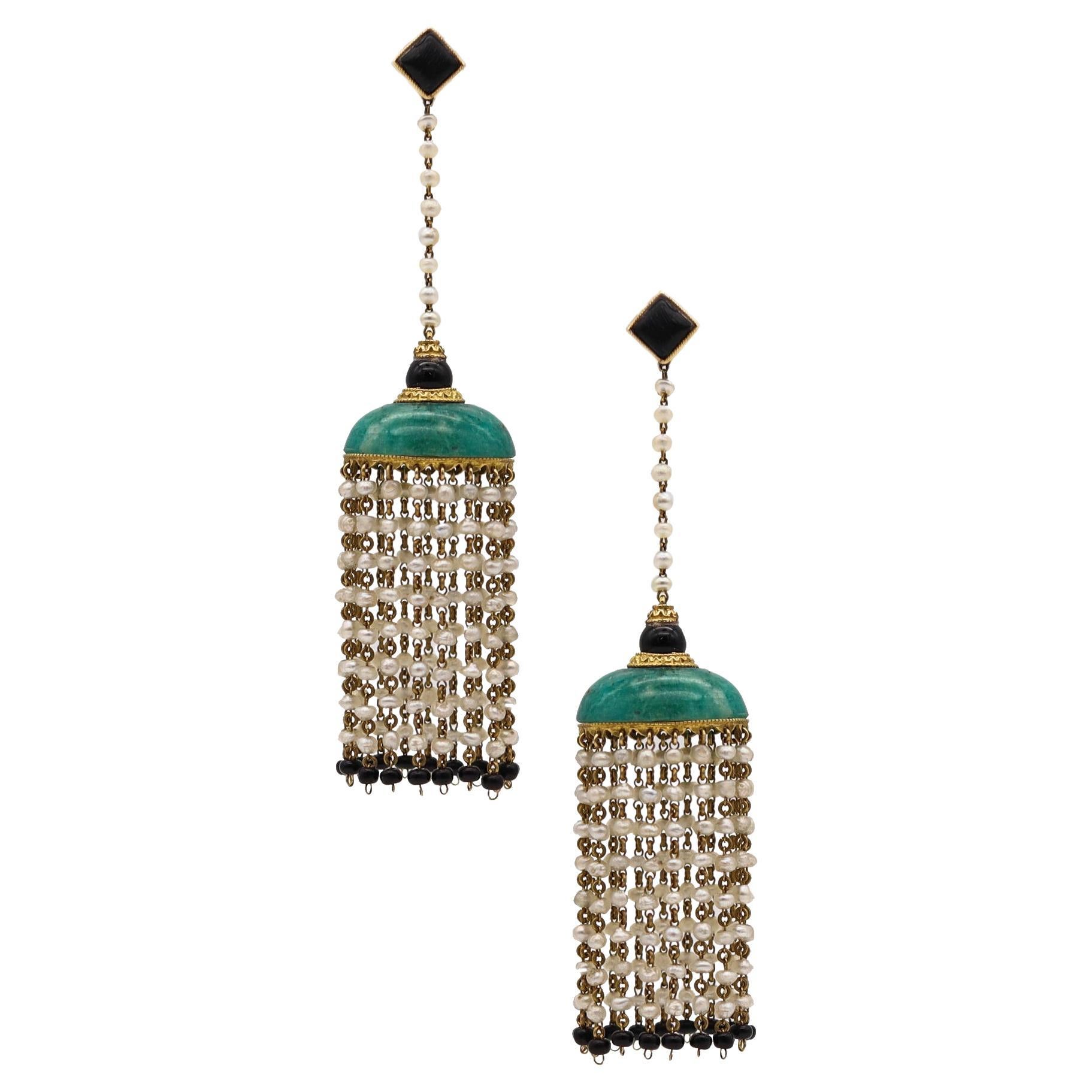 French Art Deco 1920 Dangle Tassels Earrings in 18kt Gold with Jade and Pearls For Sale