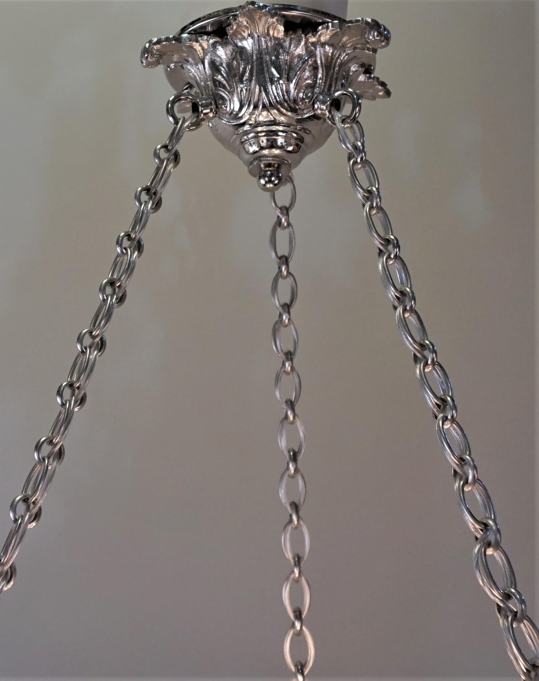 Early 20th Century French Art Deco 1920s Opalescent Glass Chandelier