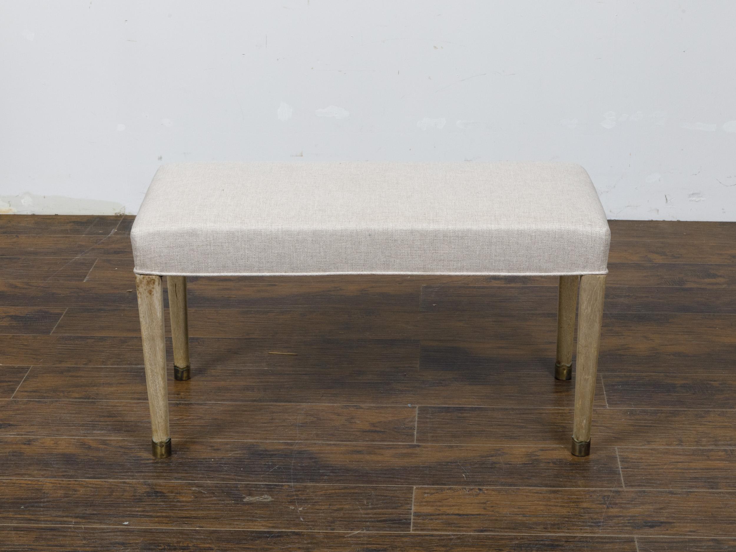 French Art Deco 1930s Bleached Walnut Bench with Brass Feet and Upholstery For Sale 6