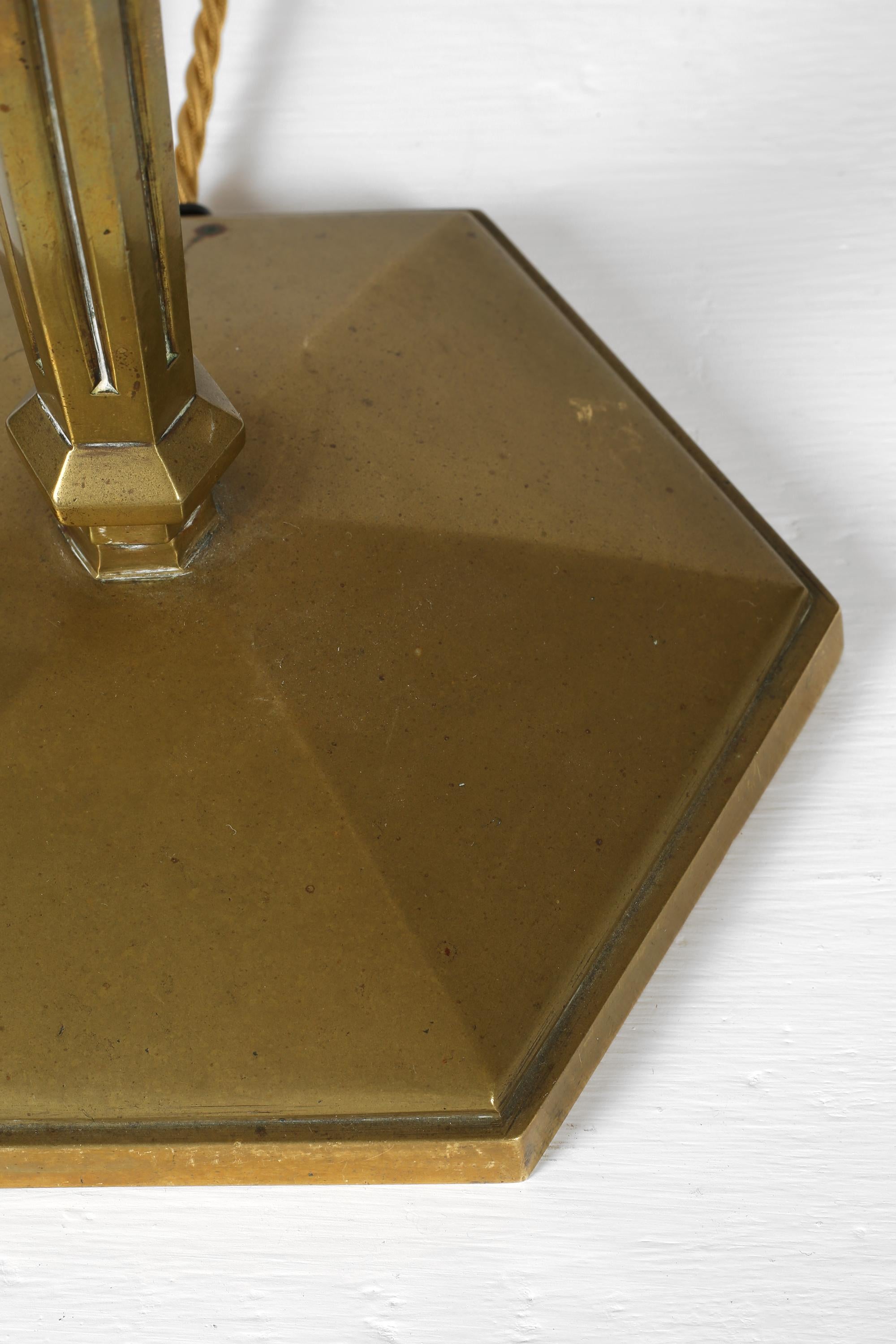 French Art Deco 1930s Bronze Table Lamp For Sale 8