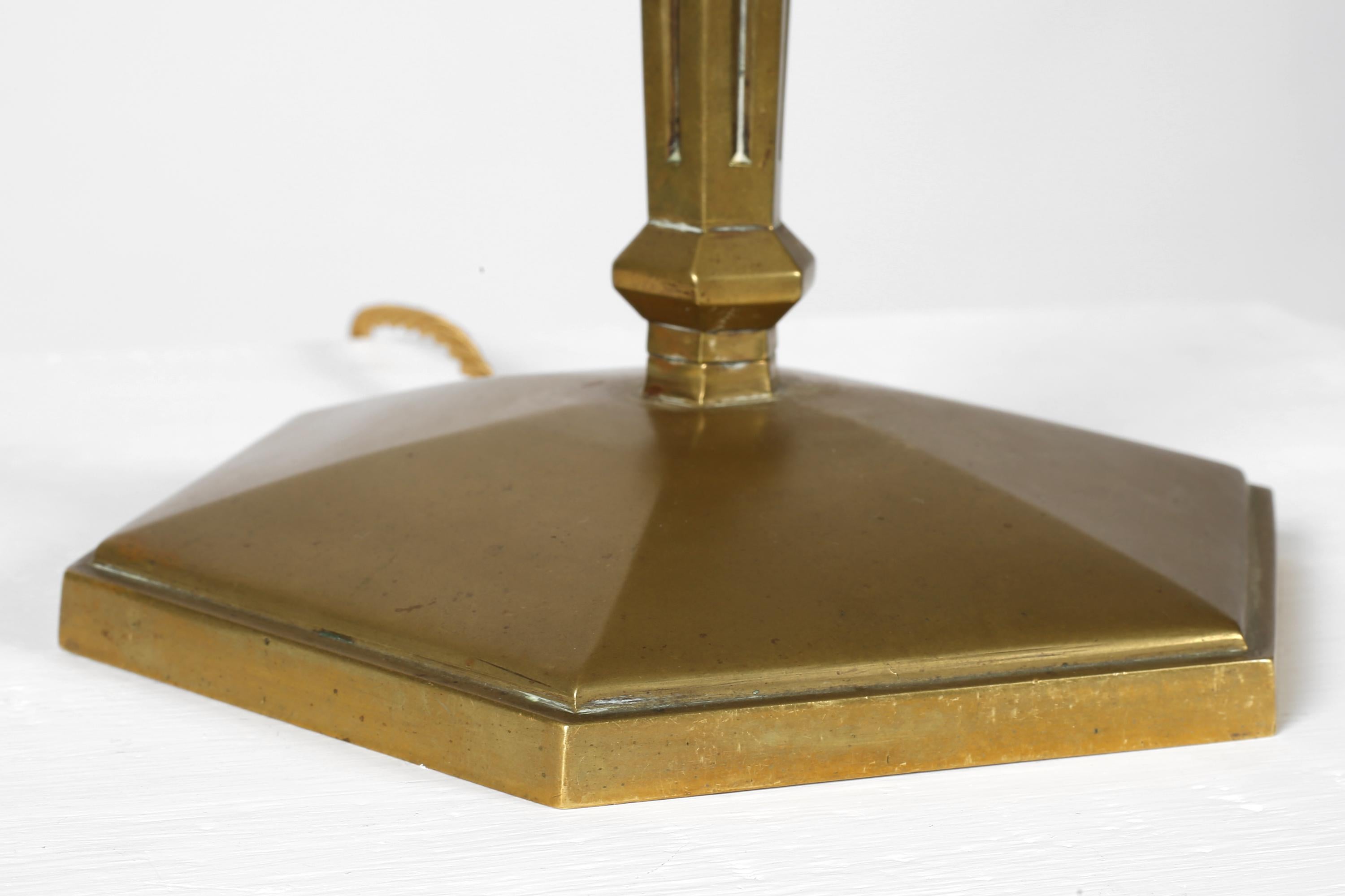 French Art Deco 1930s Bronze Table Lamp In Good Condition For Sale In London, GB