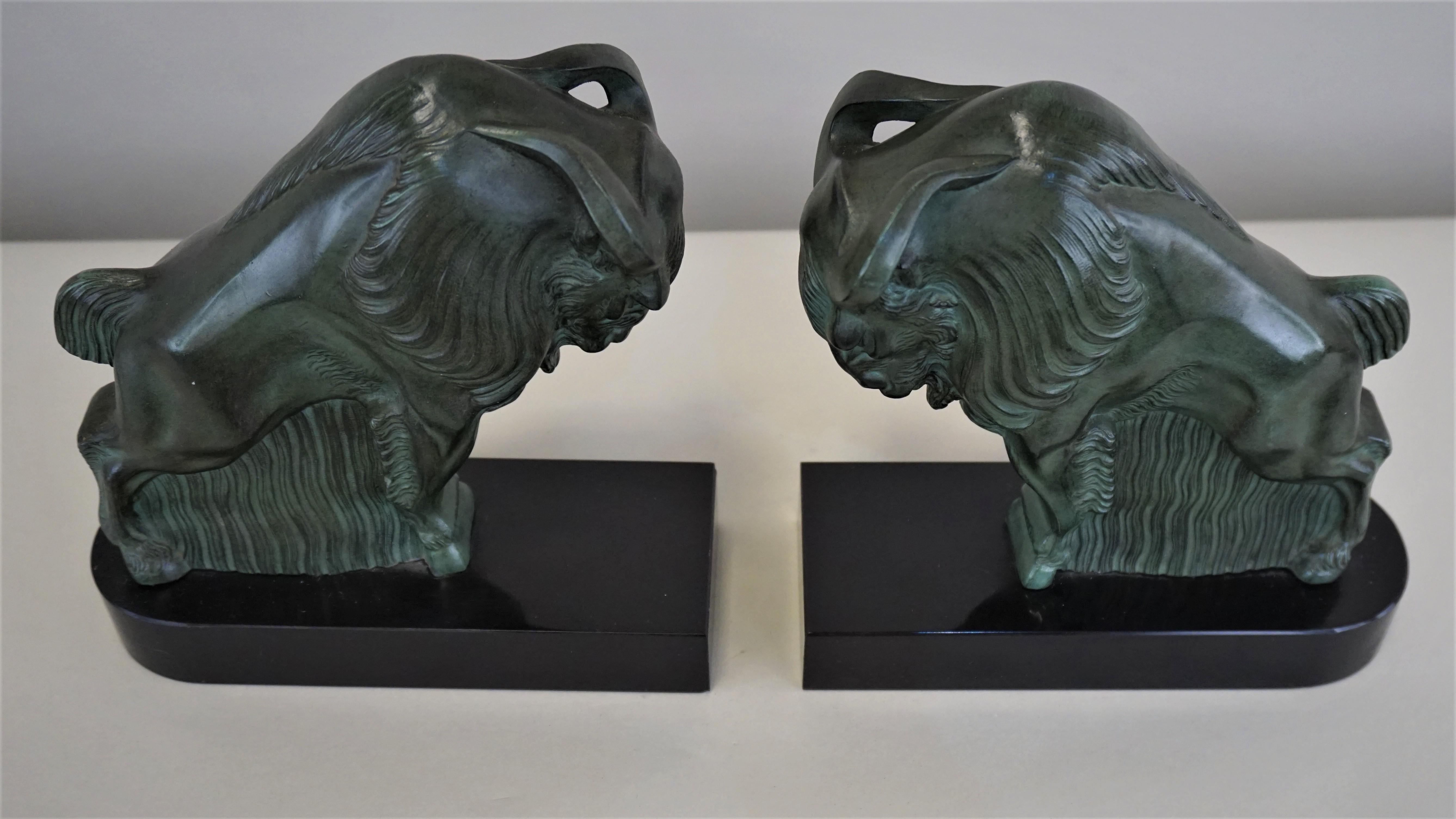 Pair of 1930s Art Deco buffalo/bison bookends
Measurement is for one.