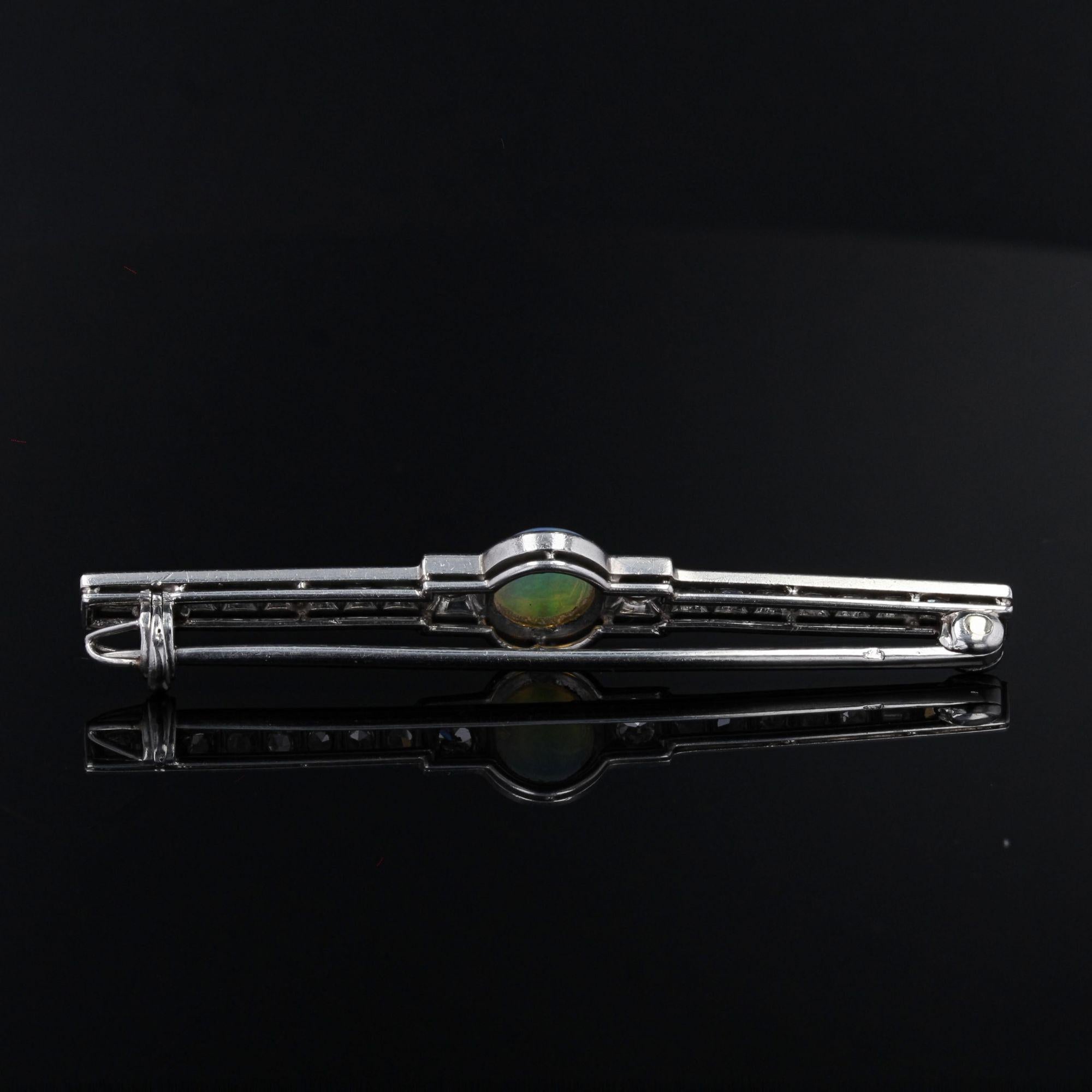 French Art Deco 1930s Opal Diamonds Platinum Brooch For Sale 5