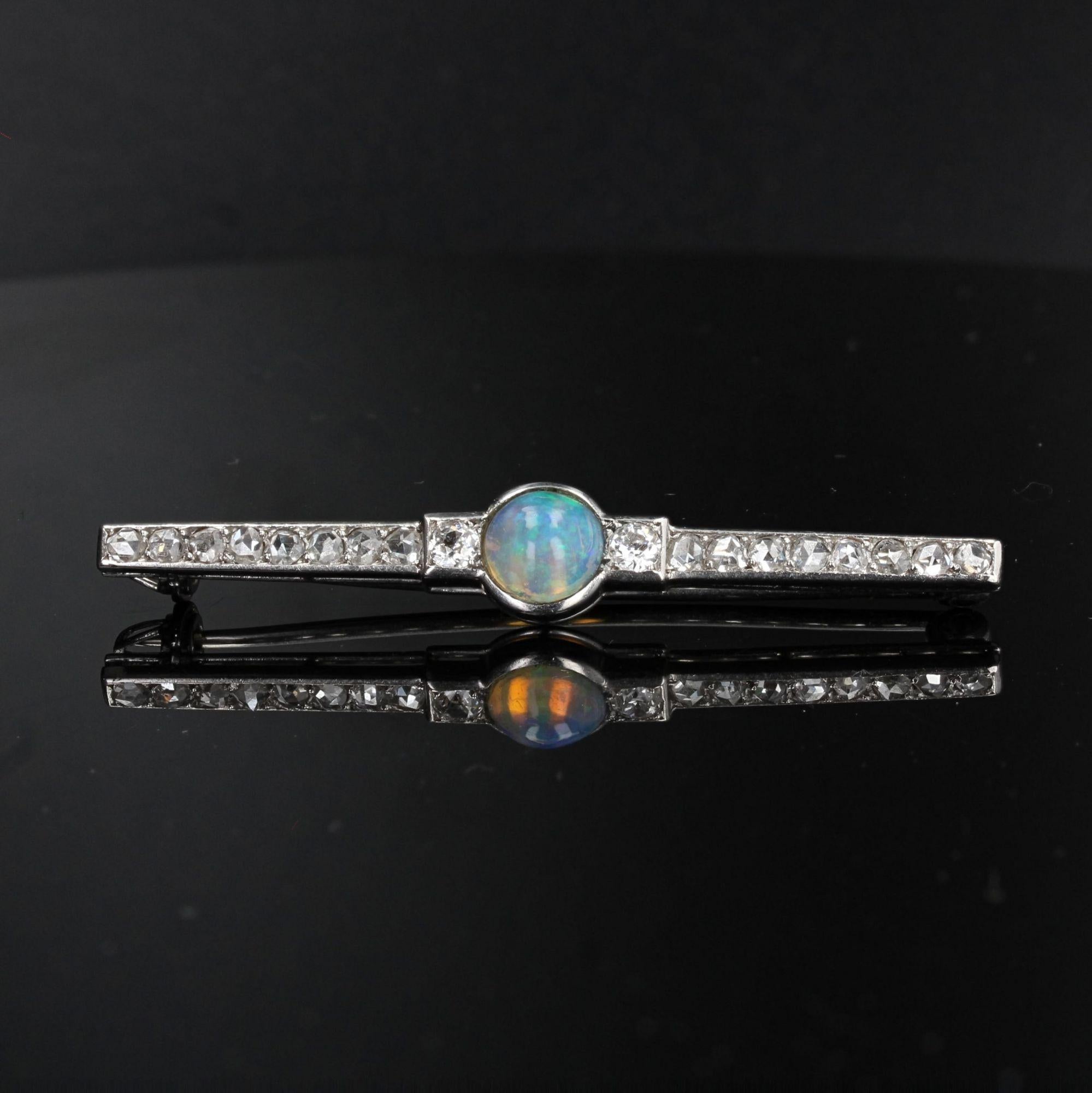 Round Cut French Art Deco 1930s Opal Diamonds Platinum Brooch For Sale