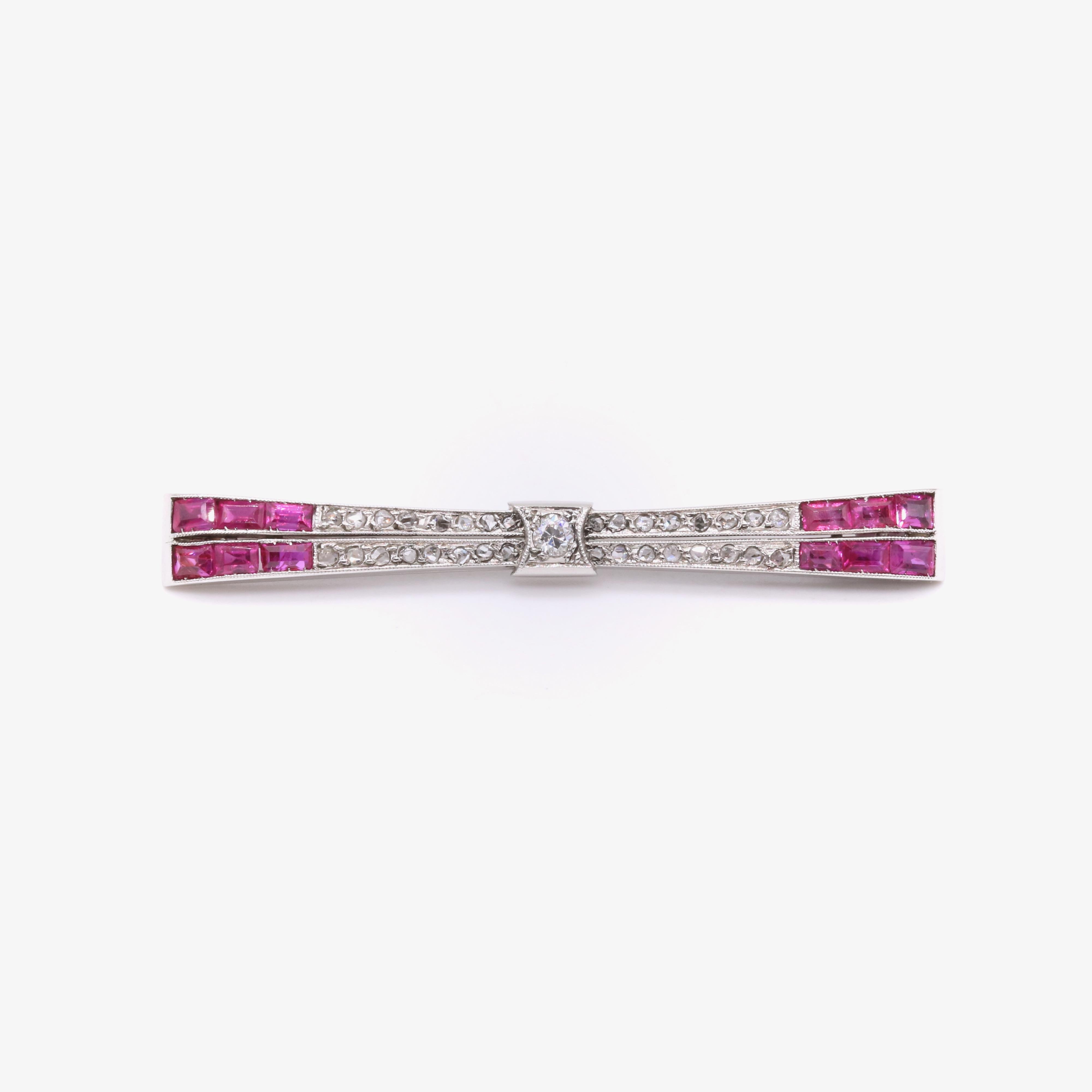 Women's or Men's French Art Deco 1930s Platinum Diamond and Ruby Stylised Bow Brooch