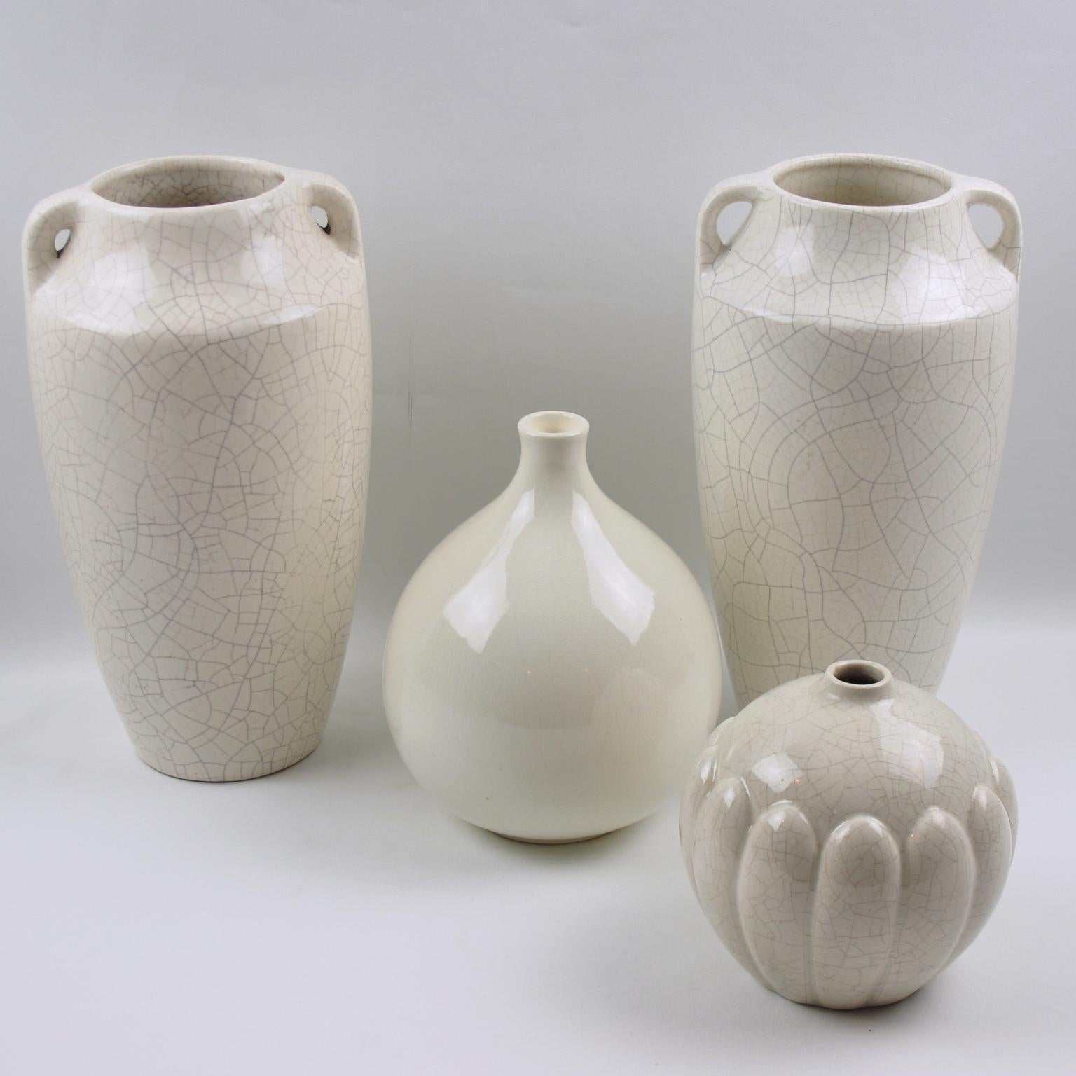 Vase en céramique à glaçure craquelée géométrique Saint-Clément, Art déco français, années 1930 3