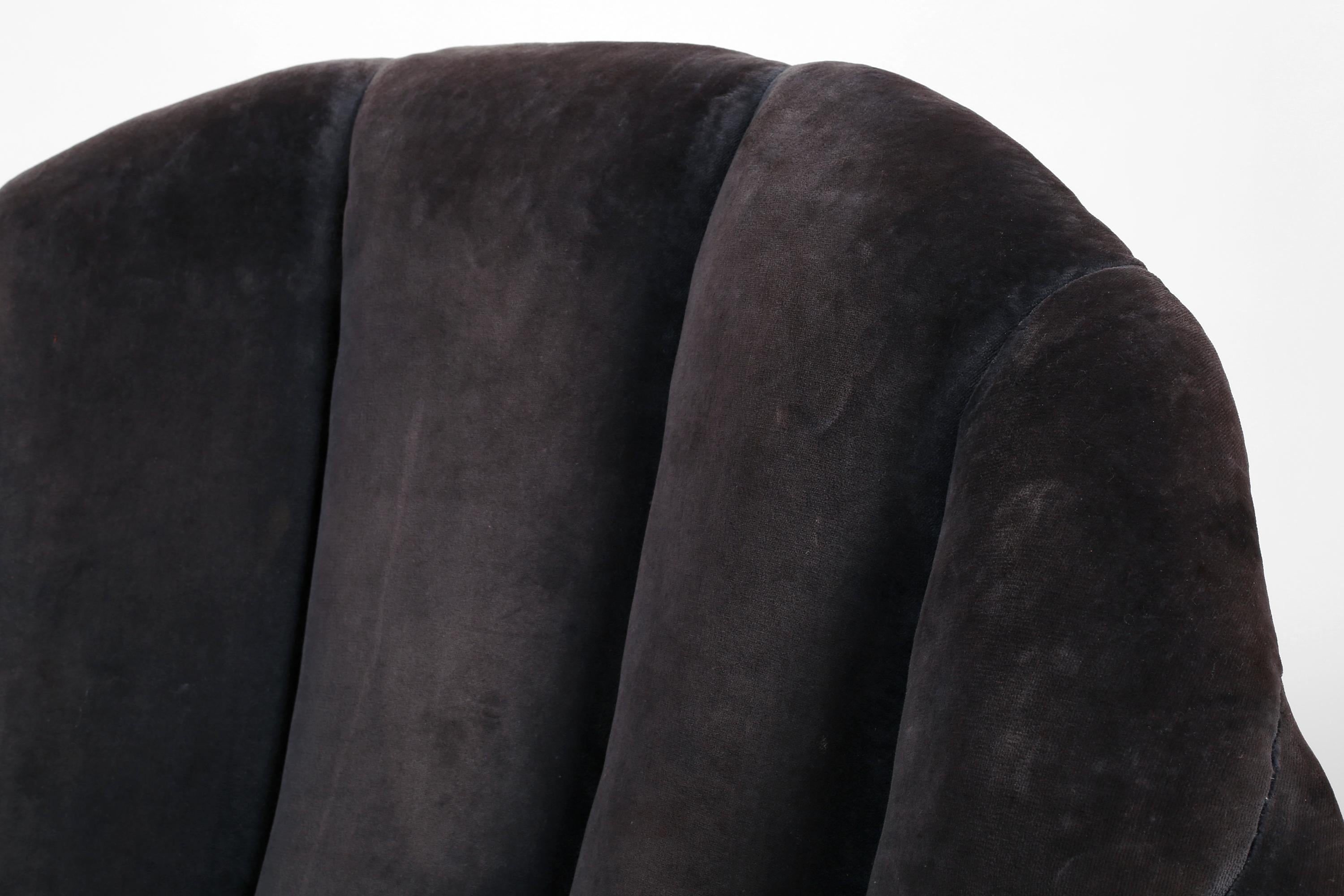 French Art Deco 1930s Syrie Maugham Style Shell Velvet Fireside Chairs For Sale 10