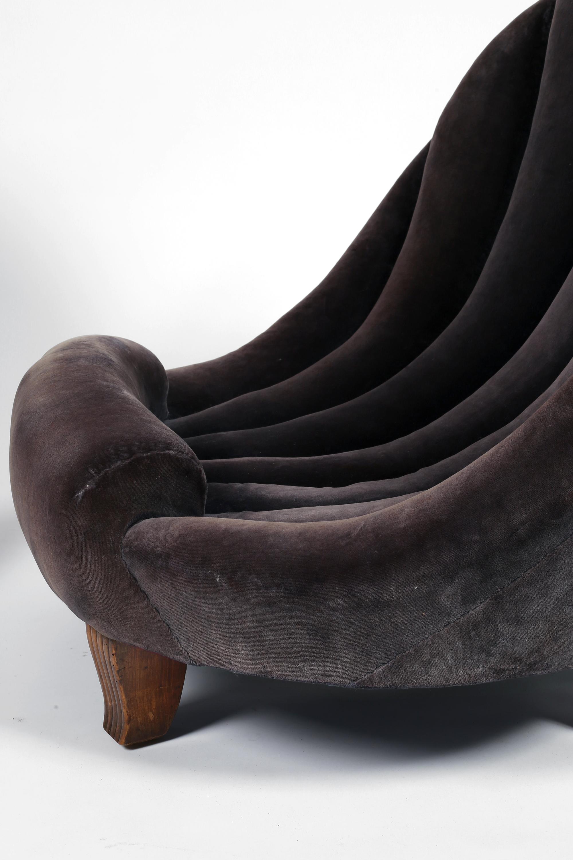 French Art Deco 1930s Syrie Maugham Style Shell Velvet Fireside Chairs For Sale 12