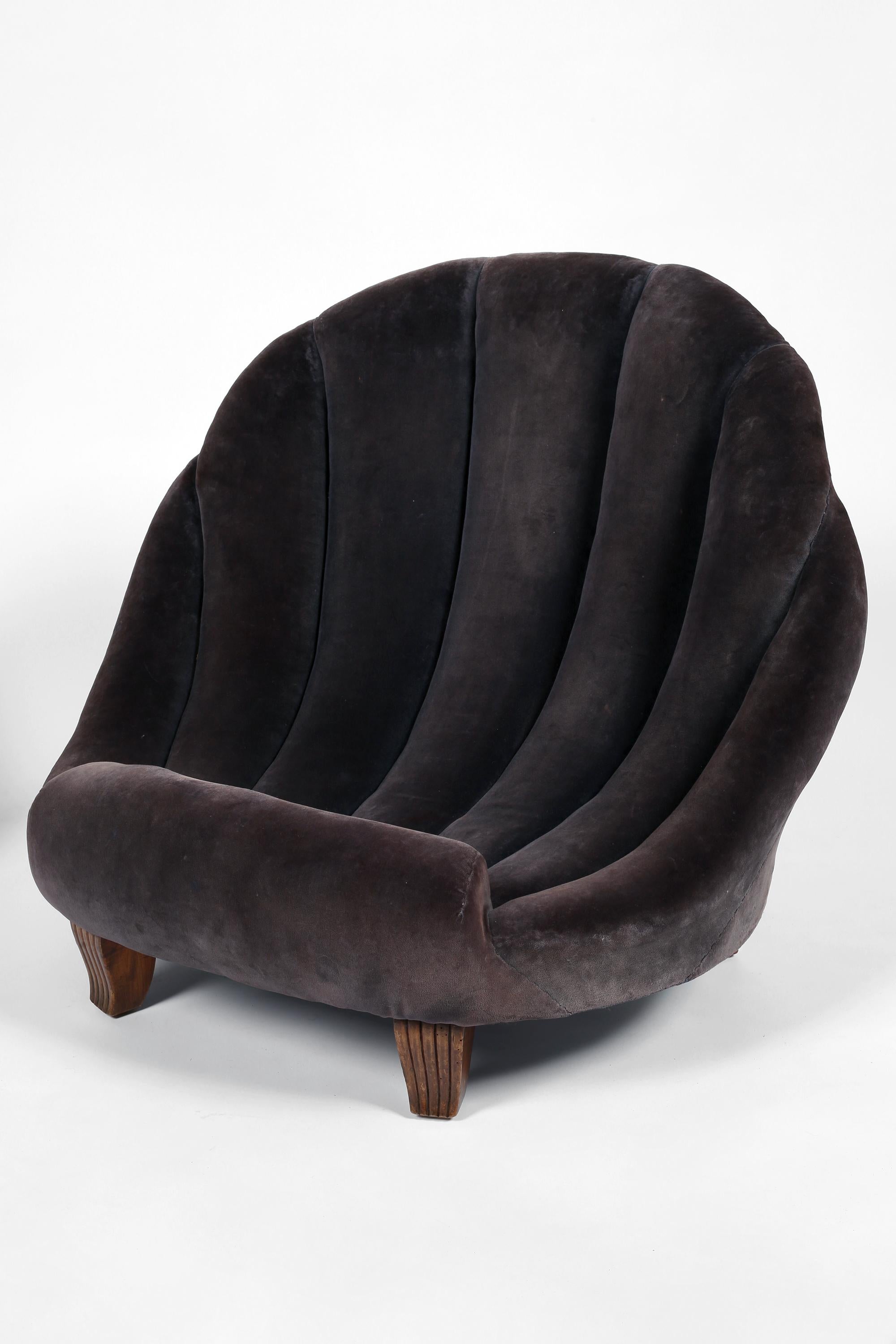 French Art Deco 1930s Syrie Maugham Style Shell Velvet Fireside Chairs For Sale 2