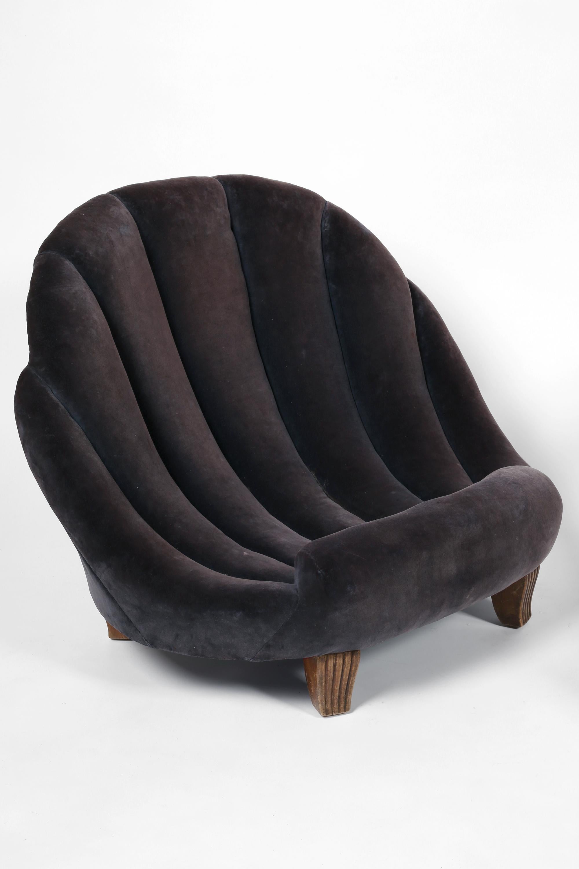 French Art Deco 1930s Syrie Maugham Style Shell Velvet Fireside Chairs For Sale 3