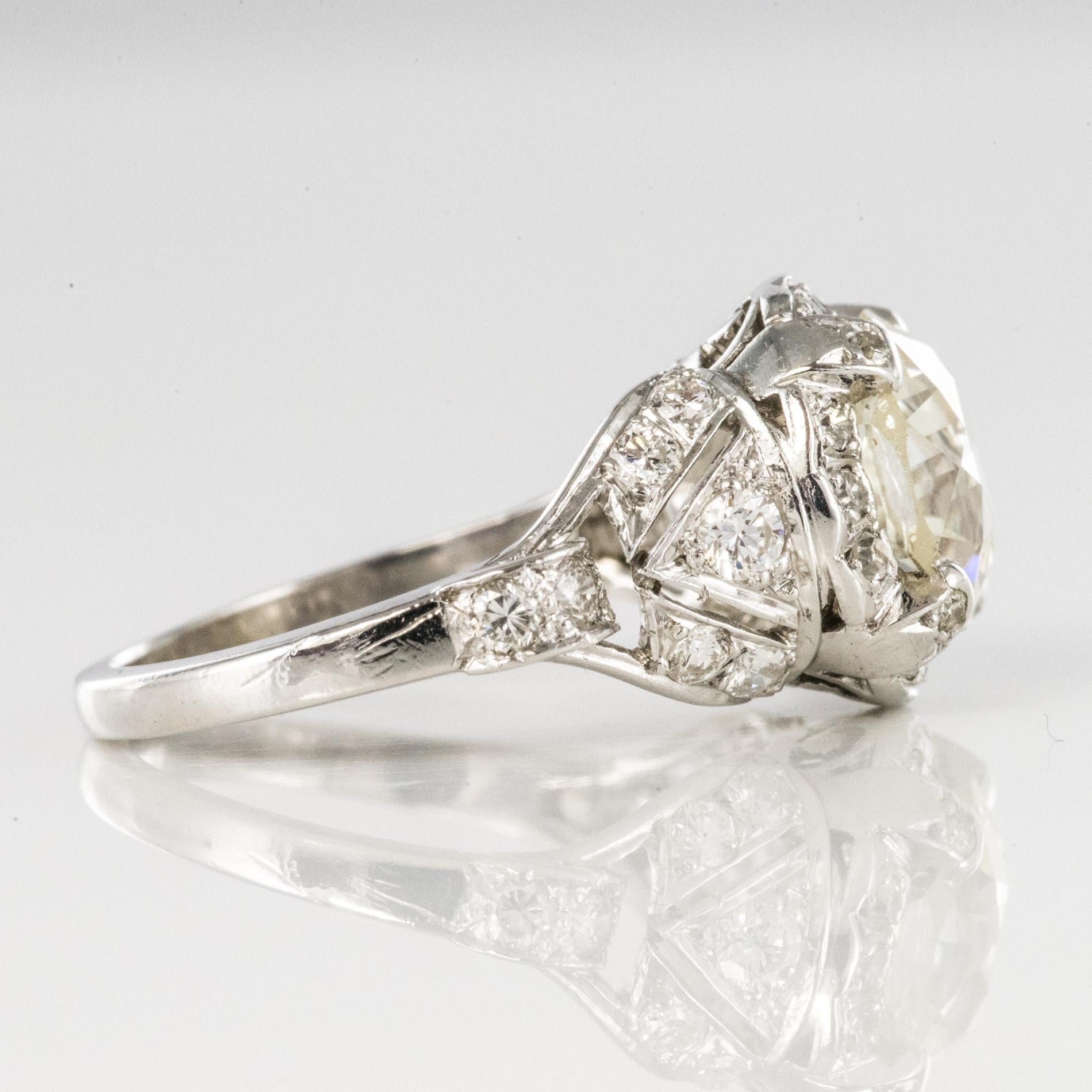French Art Deco 2.59 Carat Diamonds Platinum Ring 8
