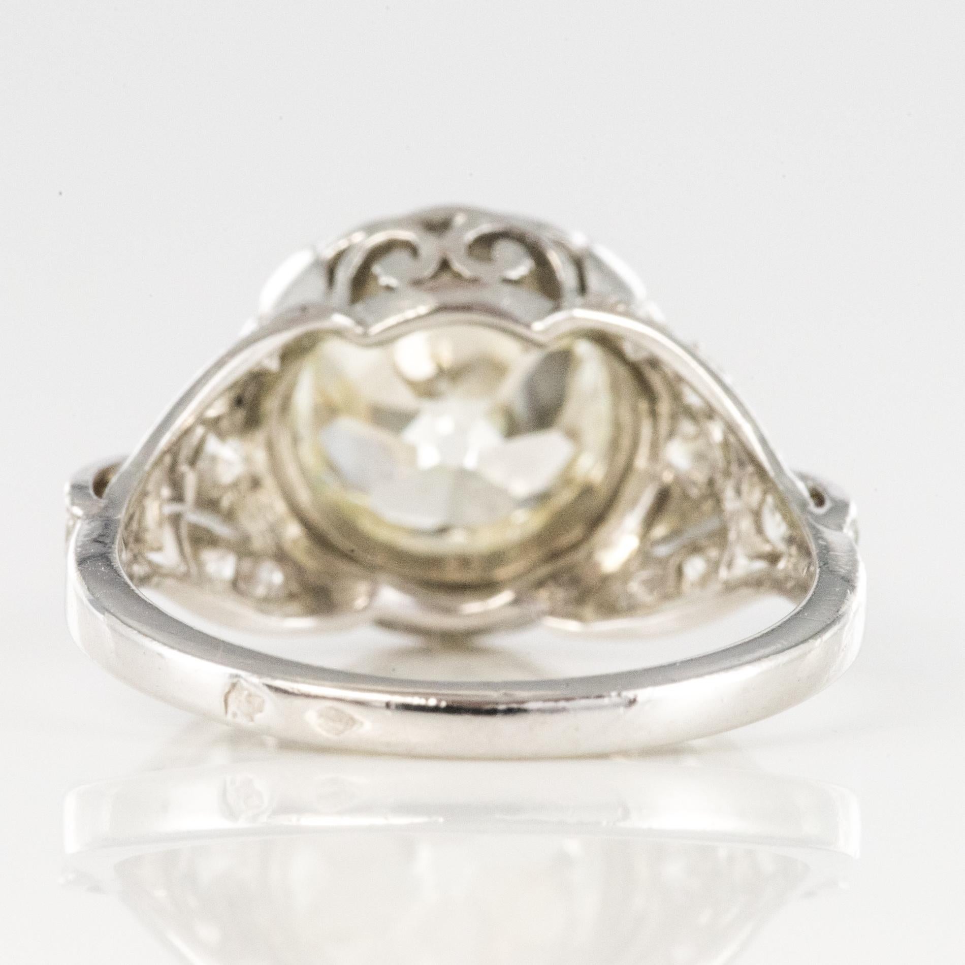 French Art Deco 2.59 Carat Diamonds Platinum Ring 10