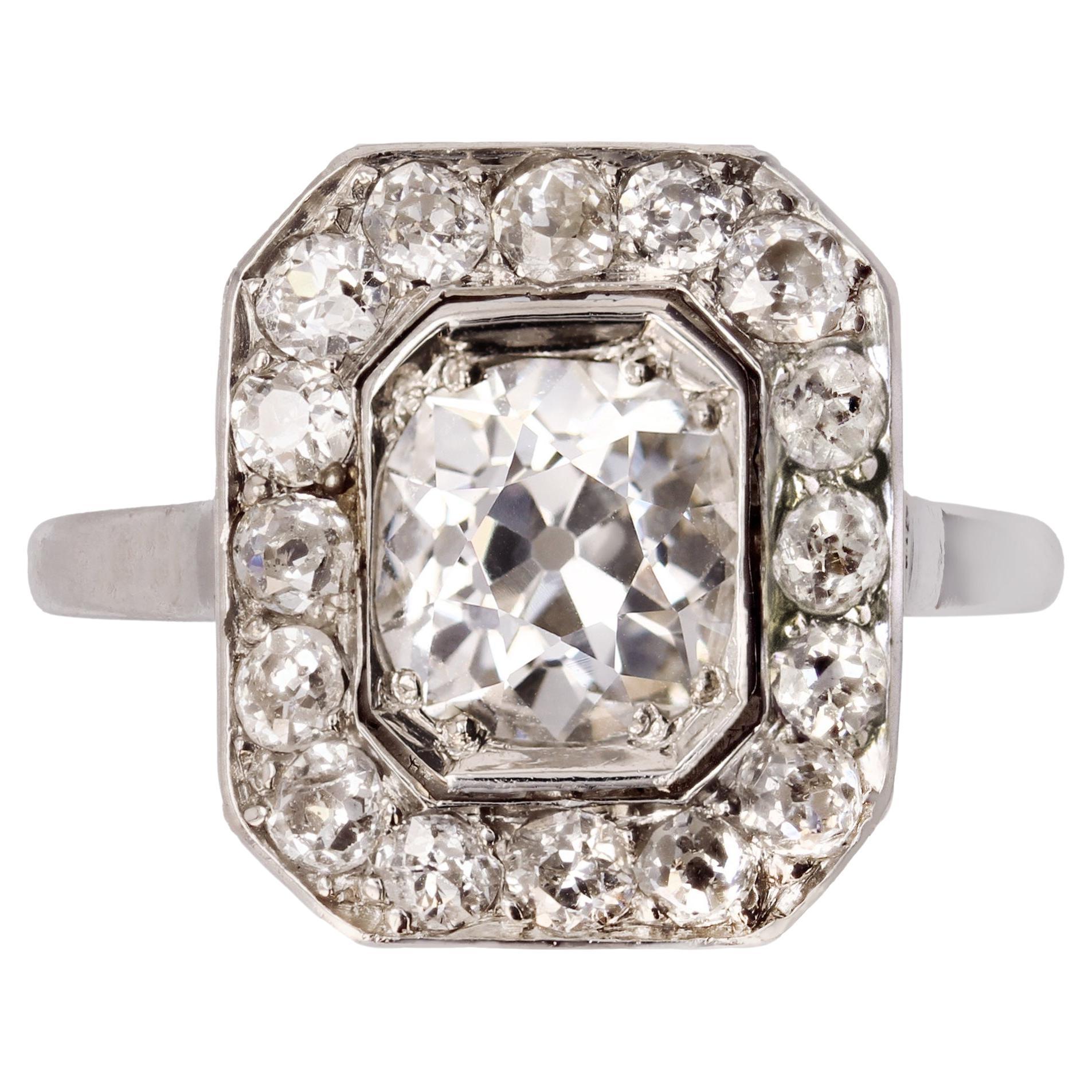 French Art Deco 2.60 Carat Diamond Platinum Ring For Sale