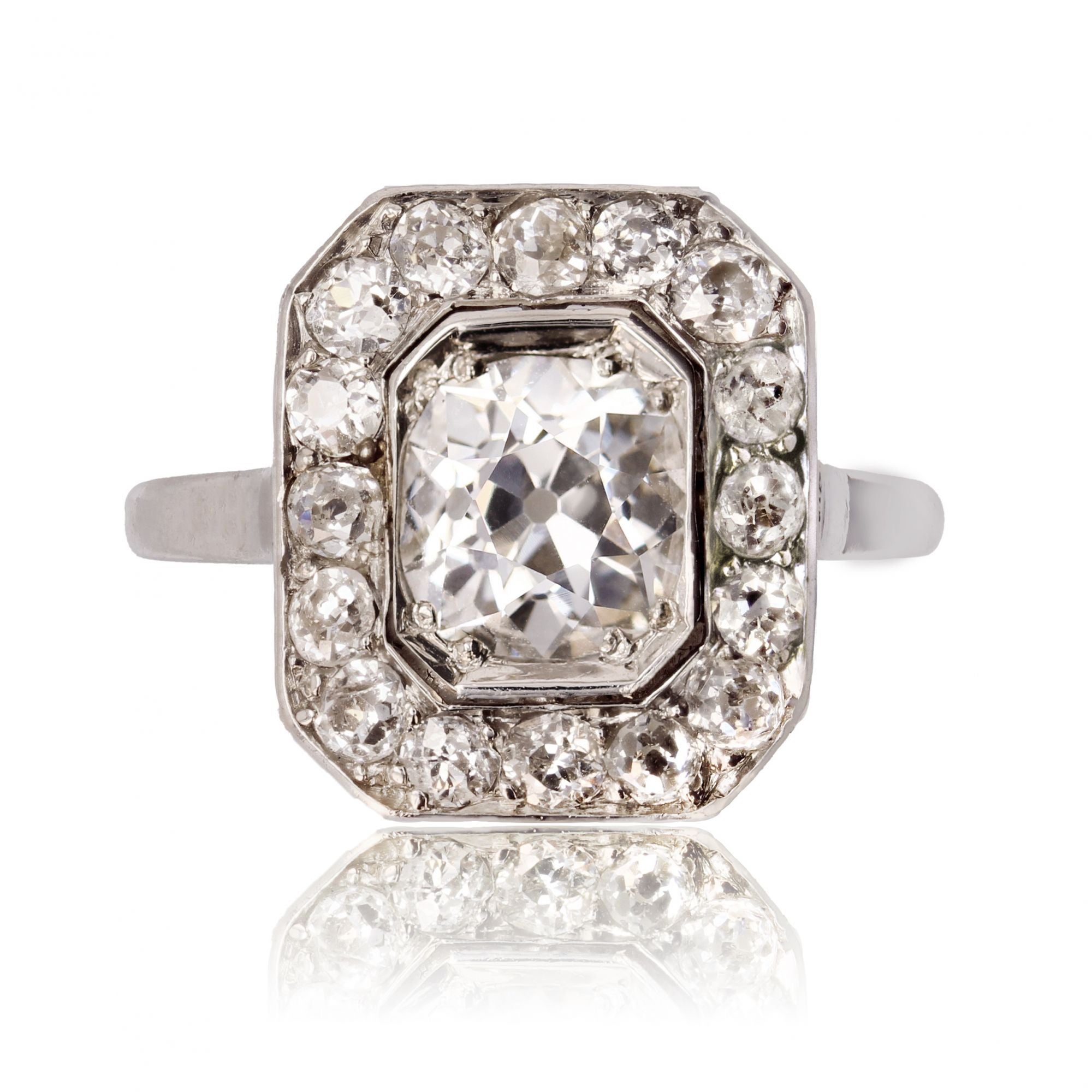 French Art Deco 2.60 Carat Diamond Platinum Ring
