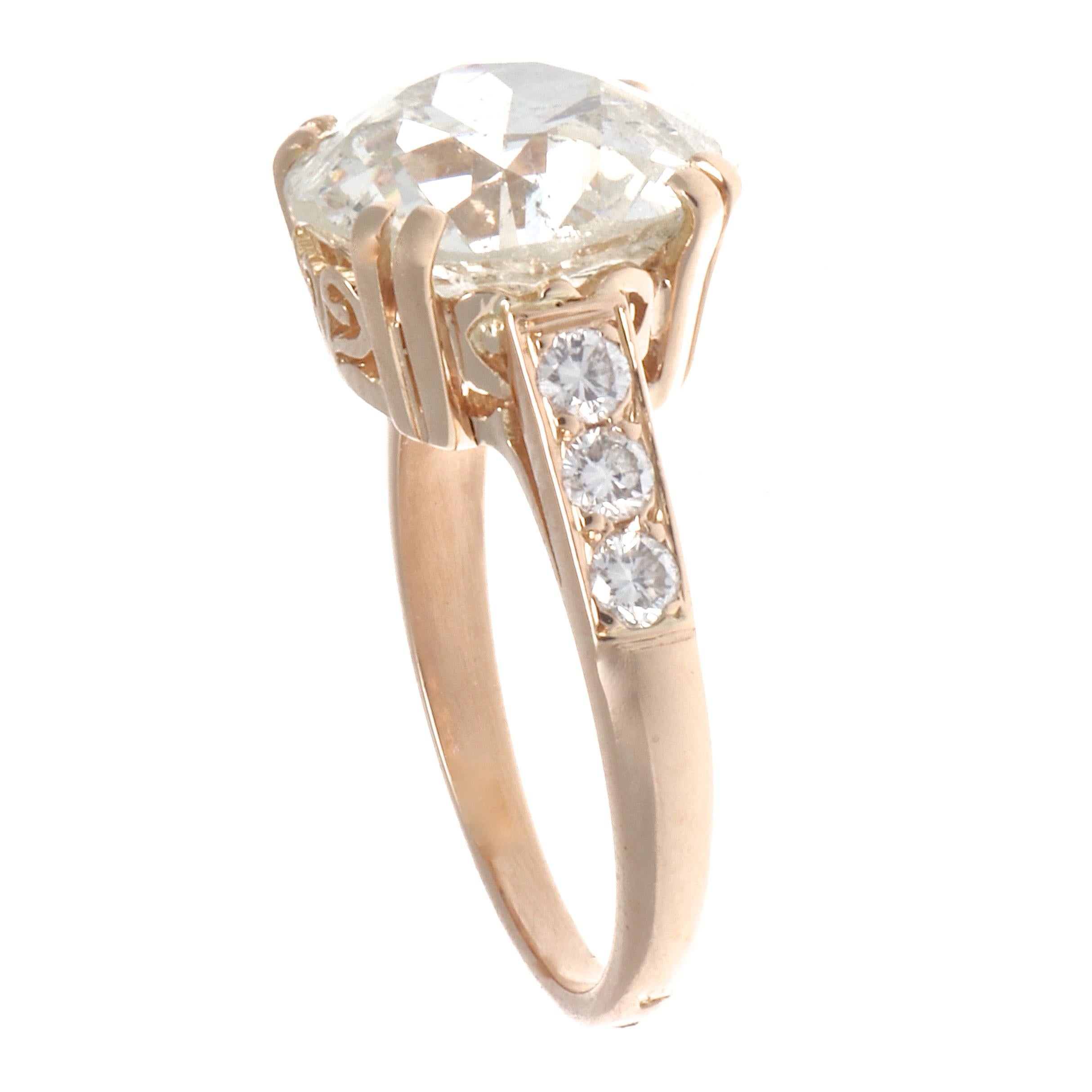 French Art Deco 4.24 Carat Diamond Platinum Ring In Excellent Condition In Beverly Hills, CA