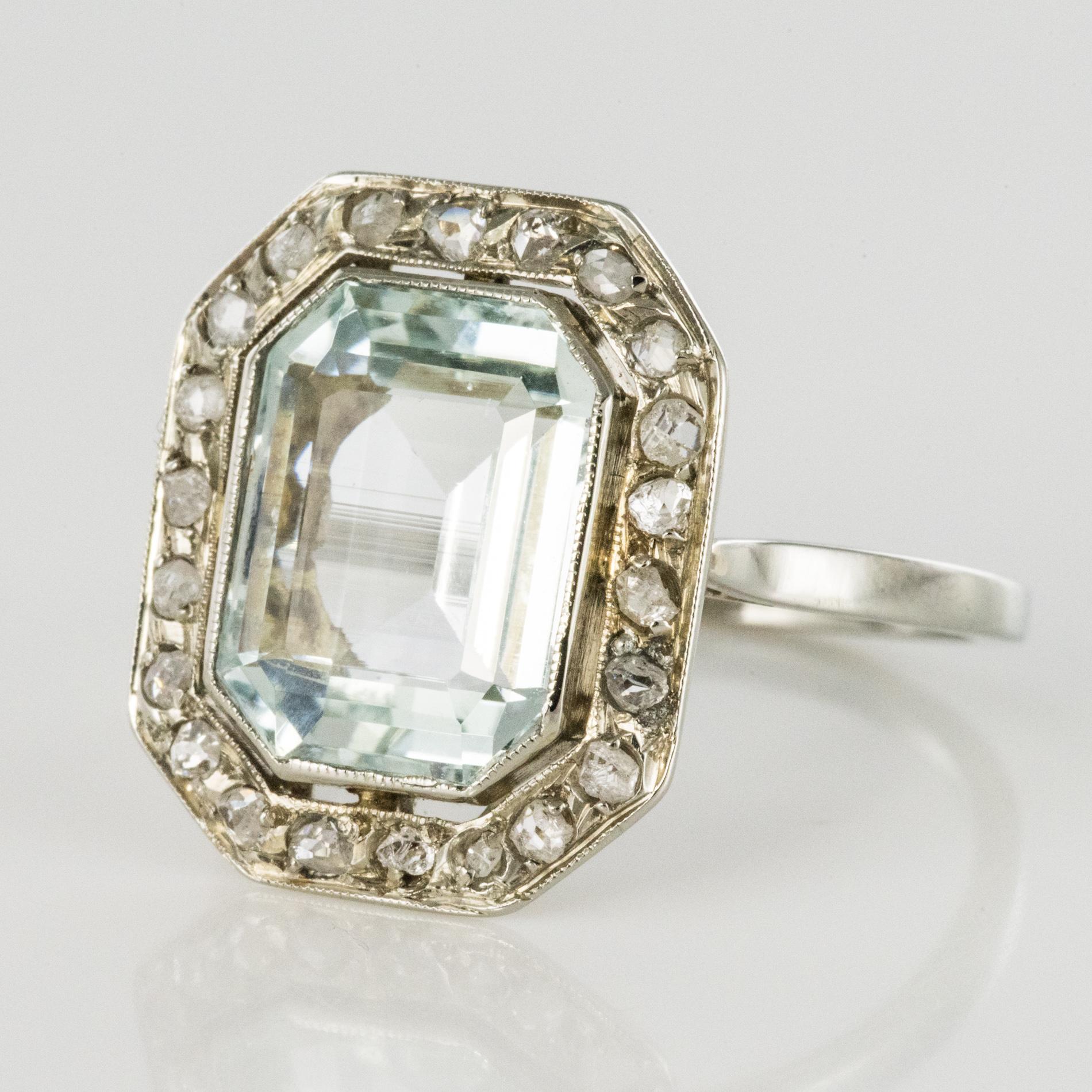 French Art Deco 4.47 Carat Aquamarine Diamond 18 Karat White Gold Ring 3