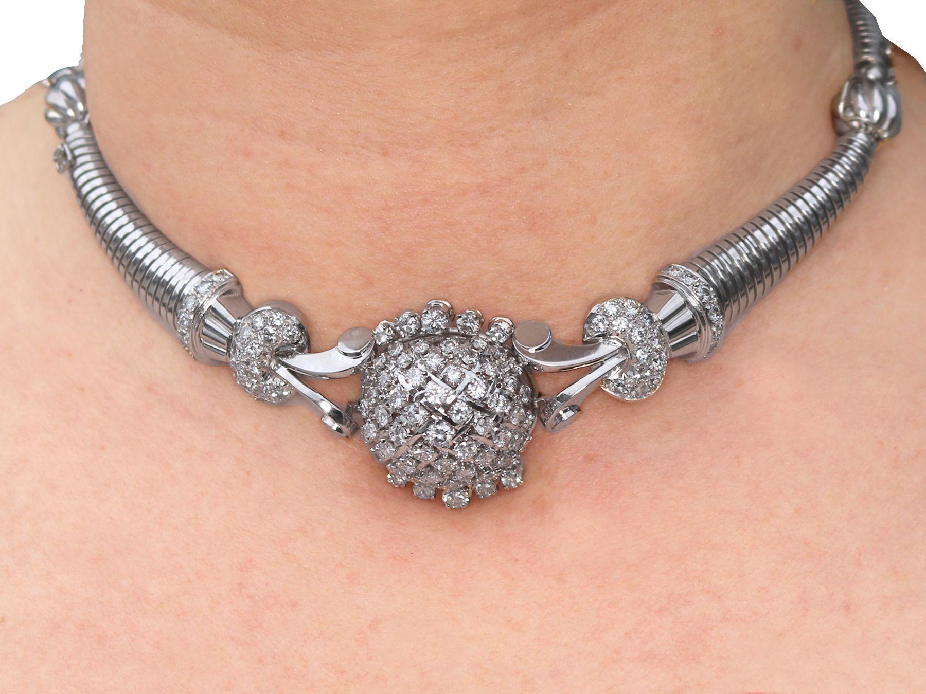 Bracelet collier Art déco français en or blanc et diamants de 6,68 carats en vente 11