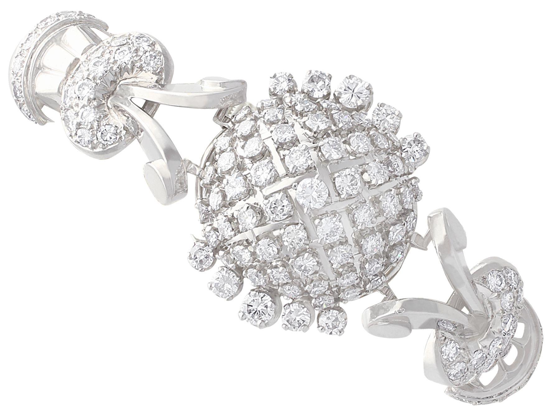 Taille ronde Bracelet collier Art déco français en or blanc et diamants de 6,68 carats en vente