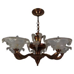 Lampadario francese Art Deco a 7 luci in vetro smerigliato, ottone e rame, anni '30