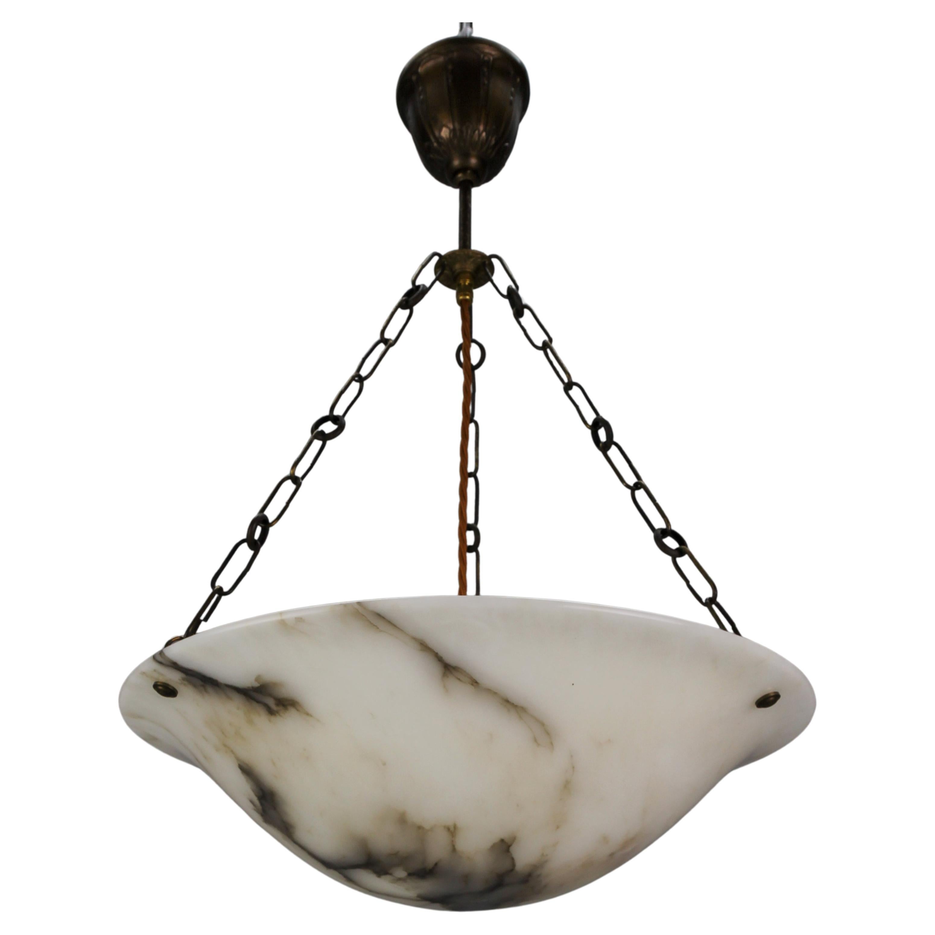 Lampe à suspension Art déco française en albâtre et laiton, vers 1920