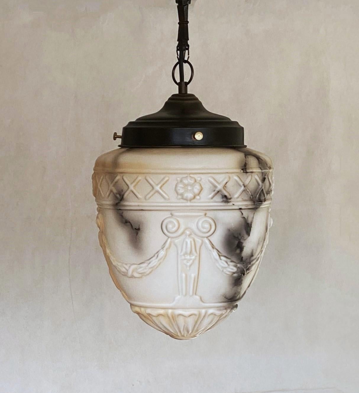 French Art Deco Alabaster Looking High-Releaf Glass Pendant Lantern, 1920-1930 For Sale 1