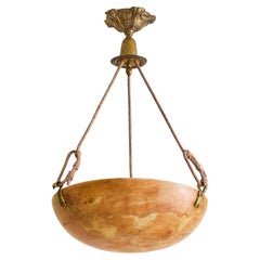 Französischer Art-déco-Anhänger aus Alabaster, 1930er Jahre