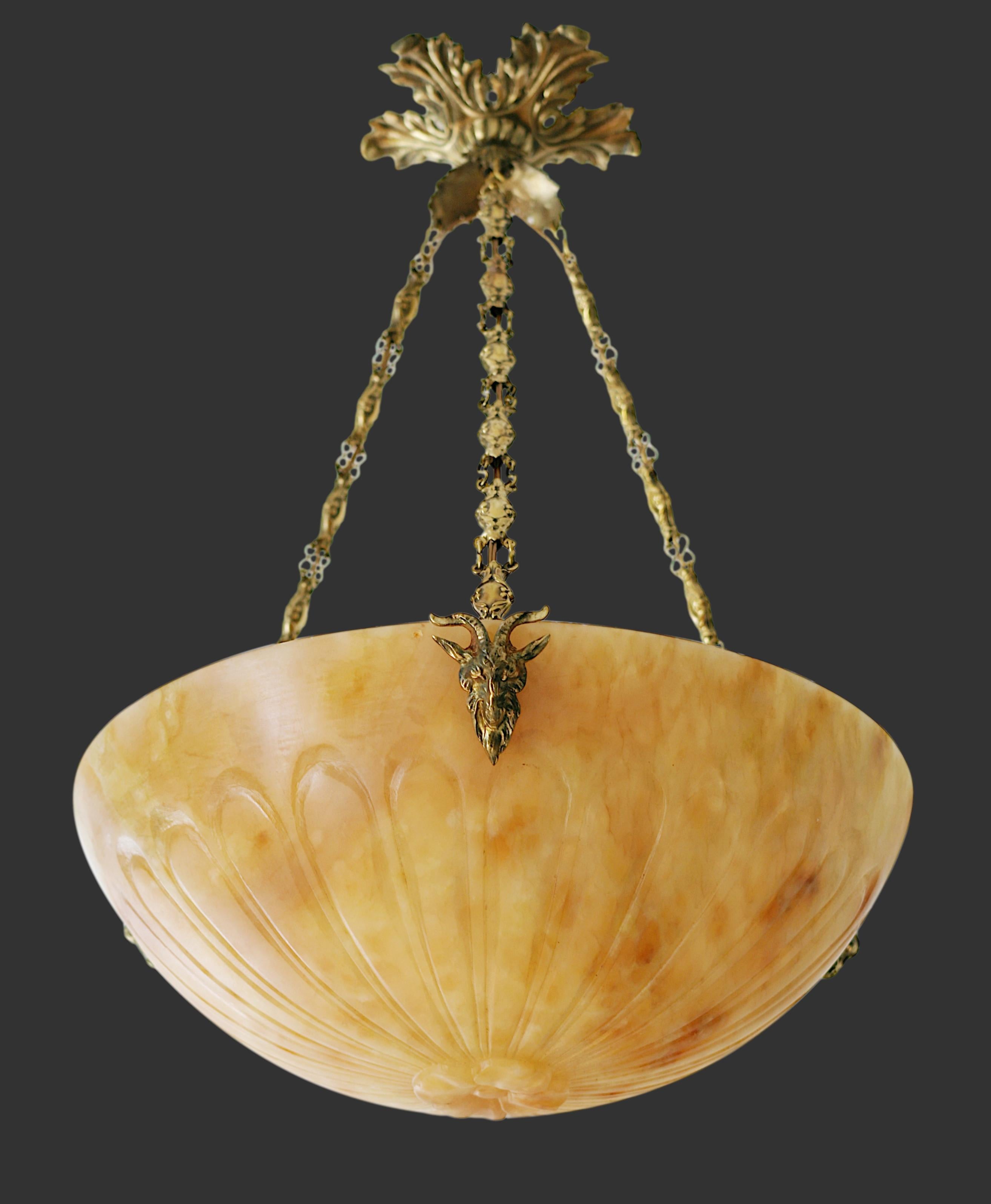 French Art Deco Alabaster Pendant Chandelier, 1910s In Excellent Condition For Sale In Saint-Amans-des-Cots, FR