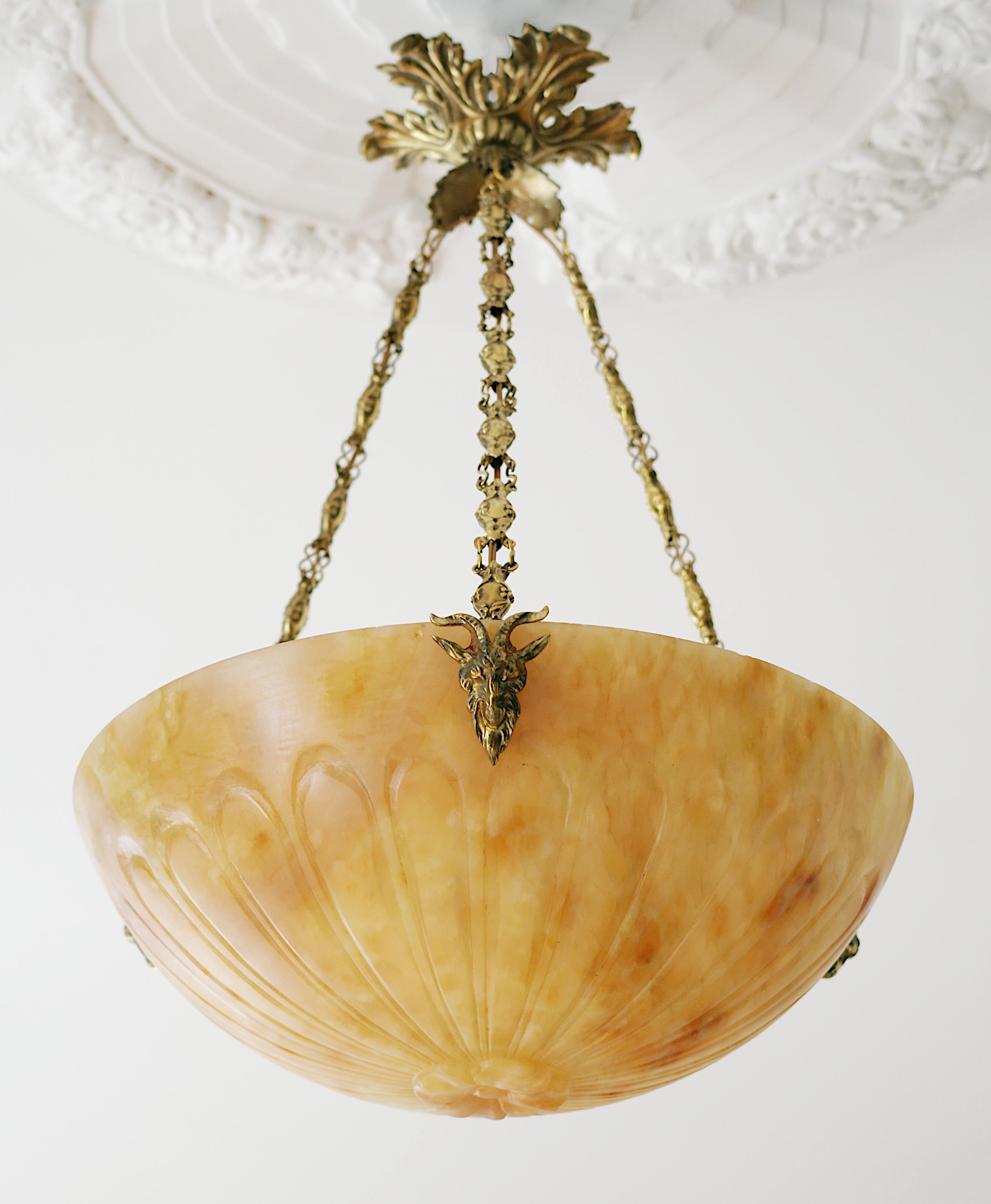 French Art Deco Alabaster Pendant Chandelier, 1910s For Sale 1
