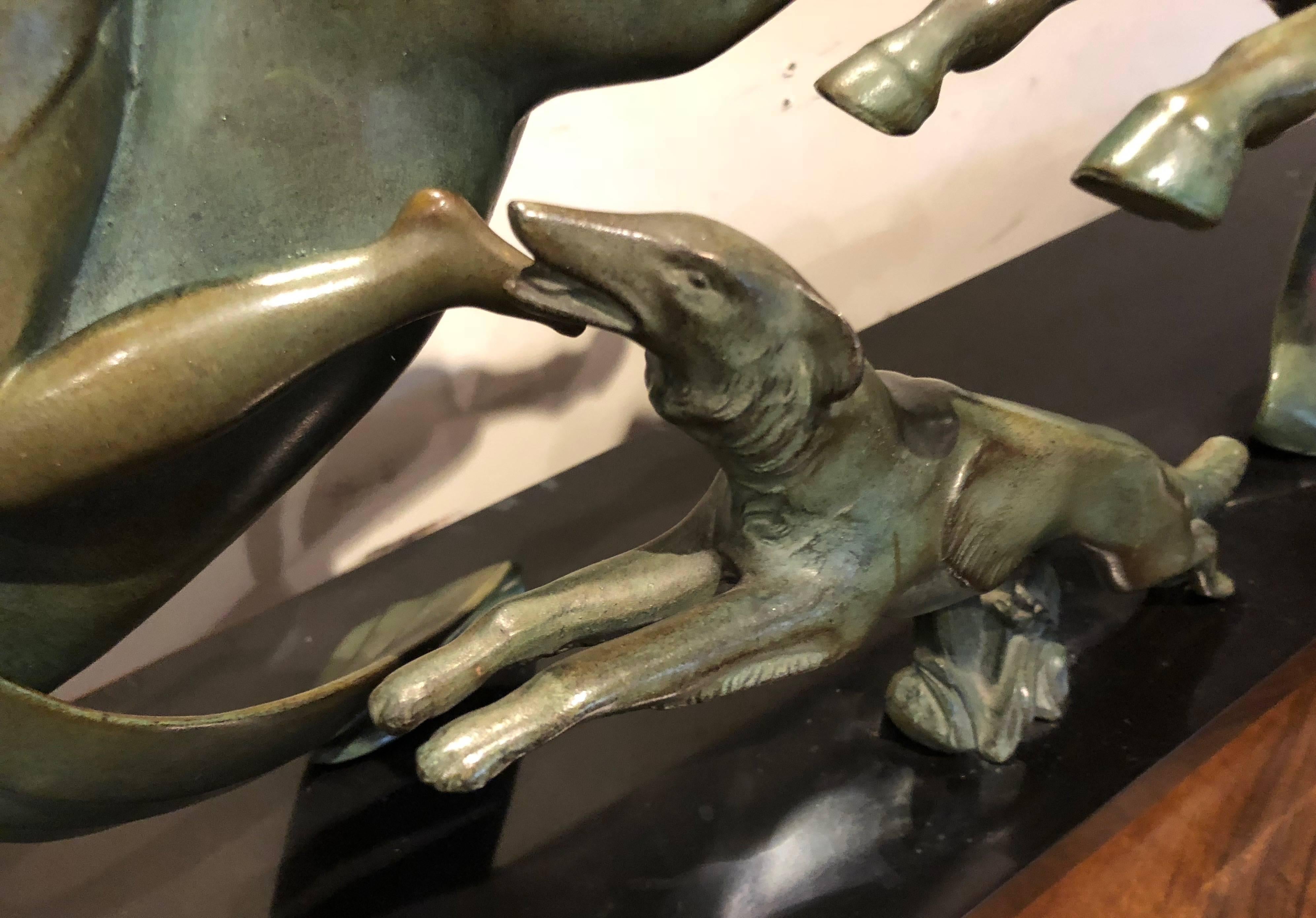 Bronze Grand bronze Art Déco Français - Amazones - cavalières et chien Barzoï