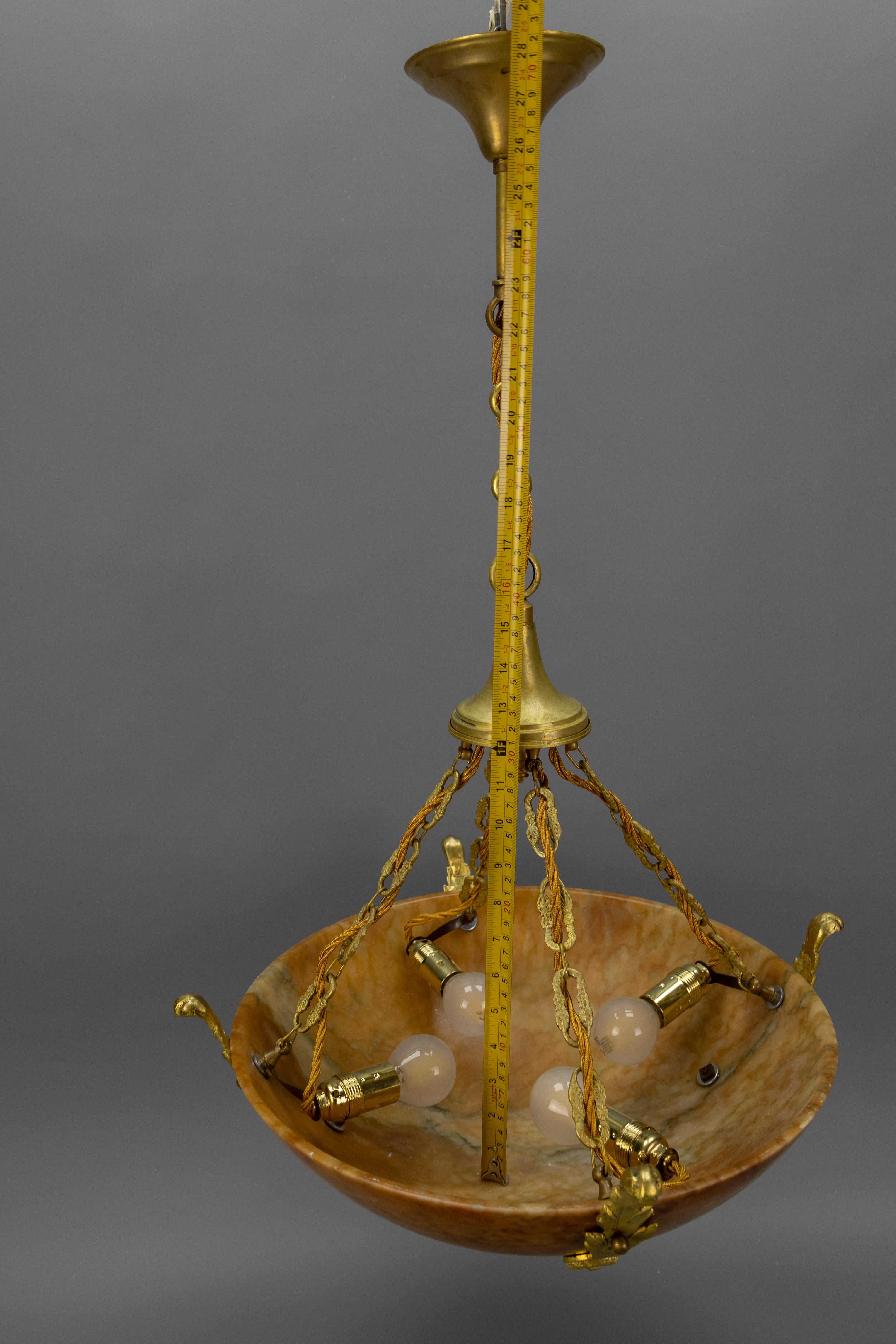 Lampada a sospensione in bronzo e alabastro color ambra Art Deco francese, circa 1920 in vendita 9