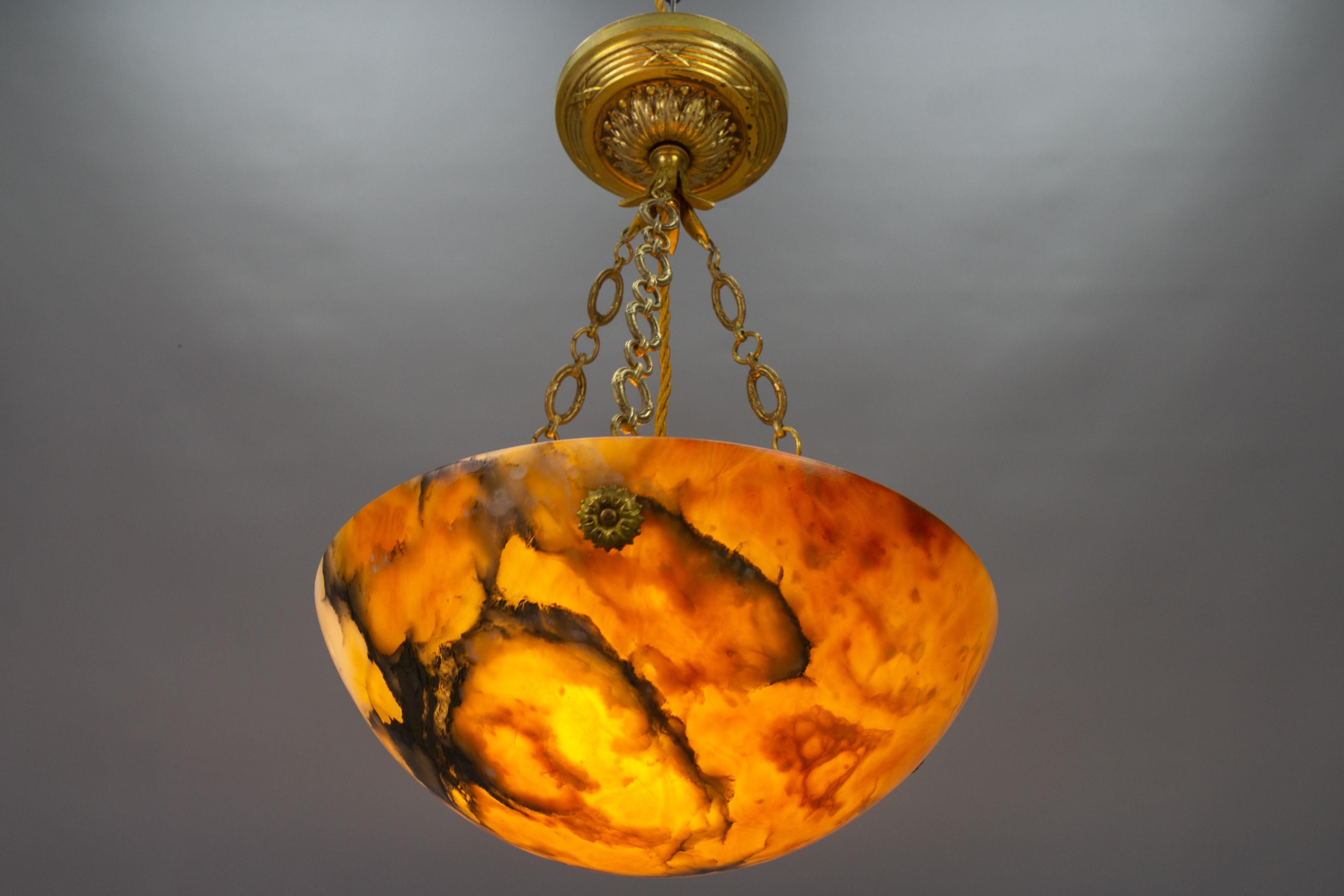 French Art Deco Amber Color Alabaster and Bronze Pendant Light, circa 1920 For Sale 1