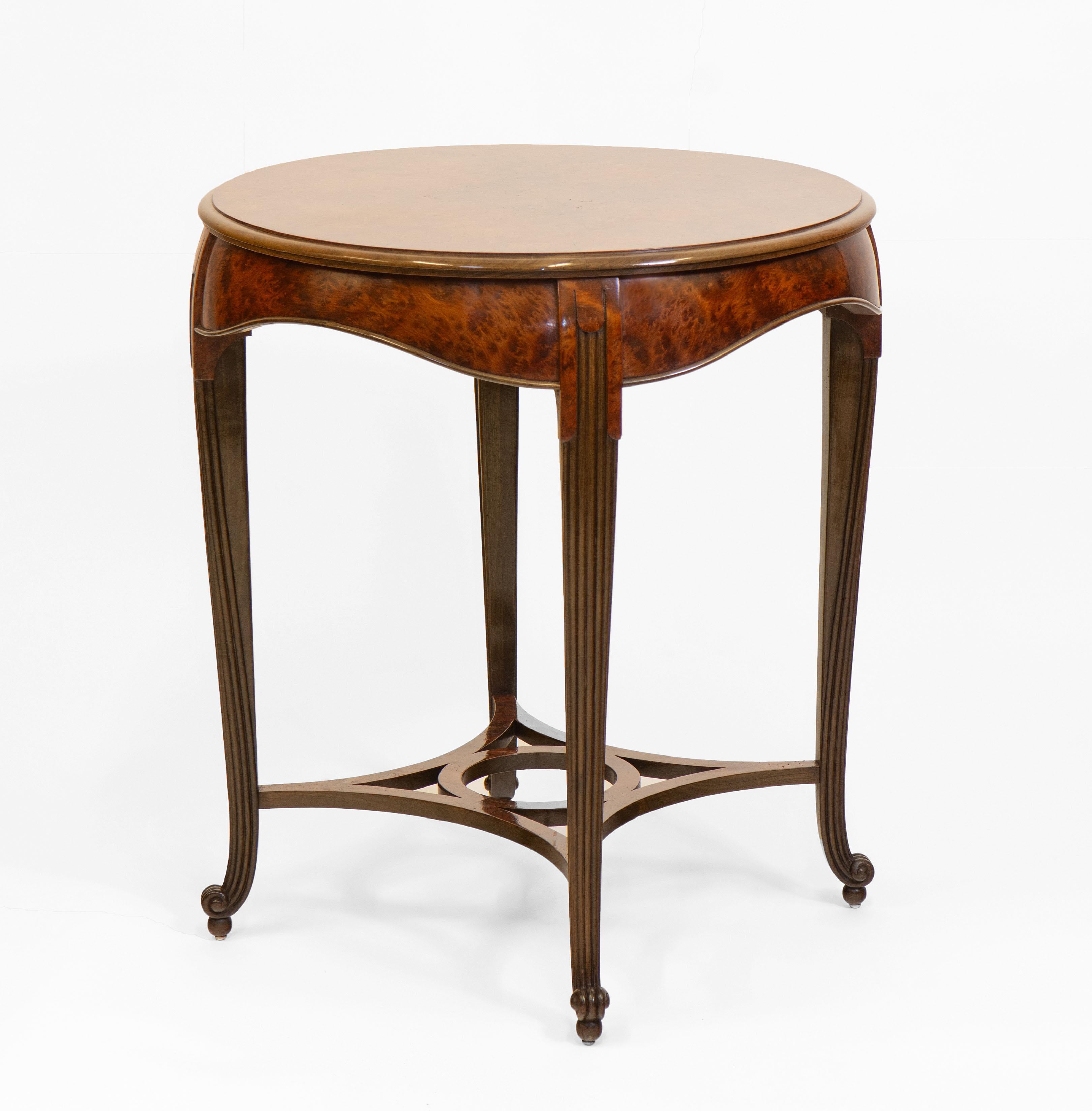  French Art Deco Amboyna Occasional Side Table Circa 1930. For Sale 9