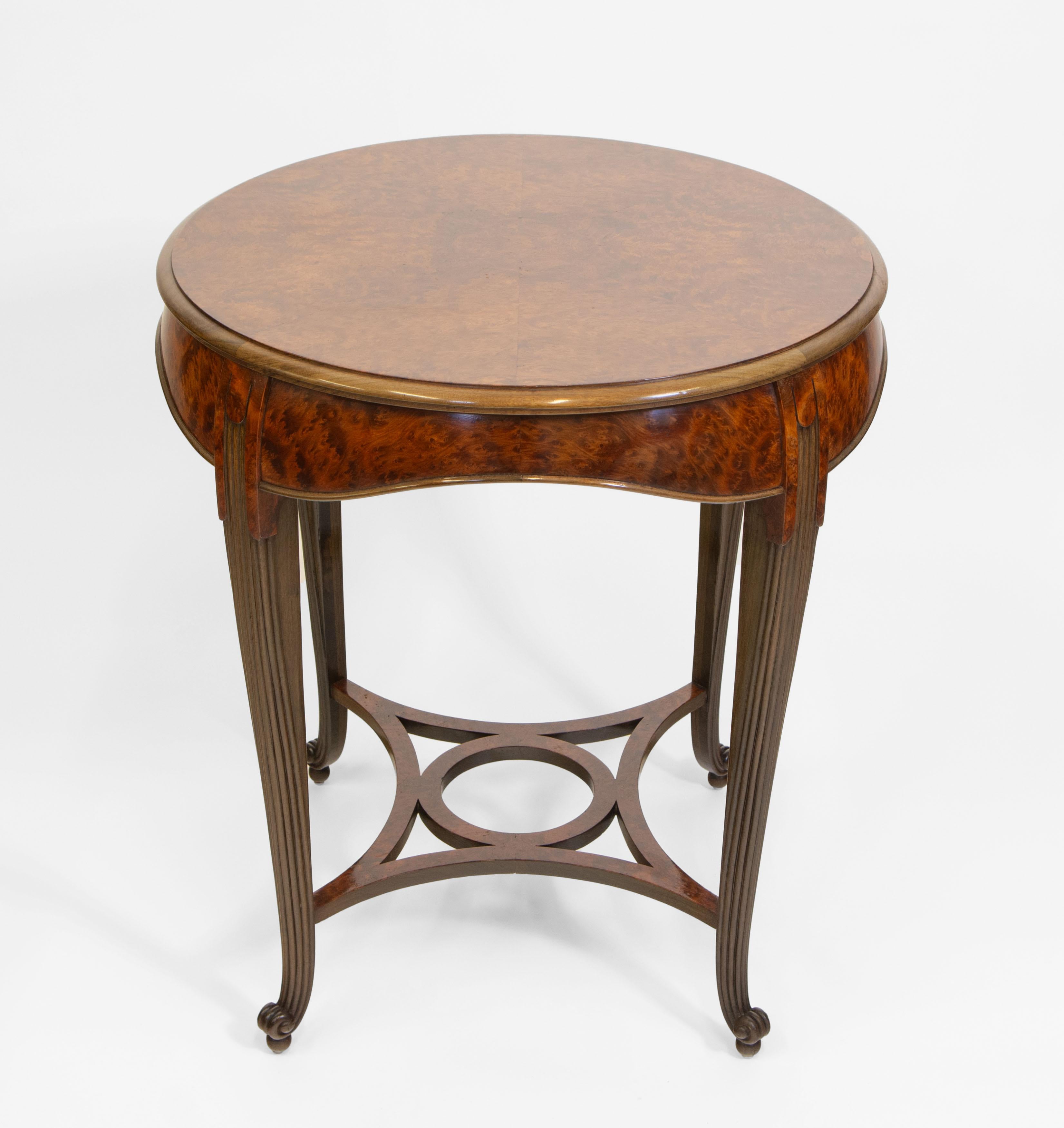  French Art Deco Amboyna Occasional Side Table Circa 1930. For Sale 3