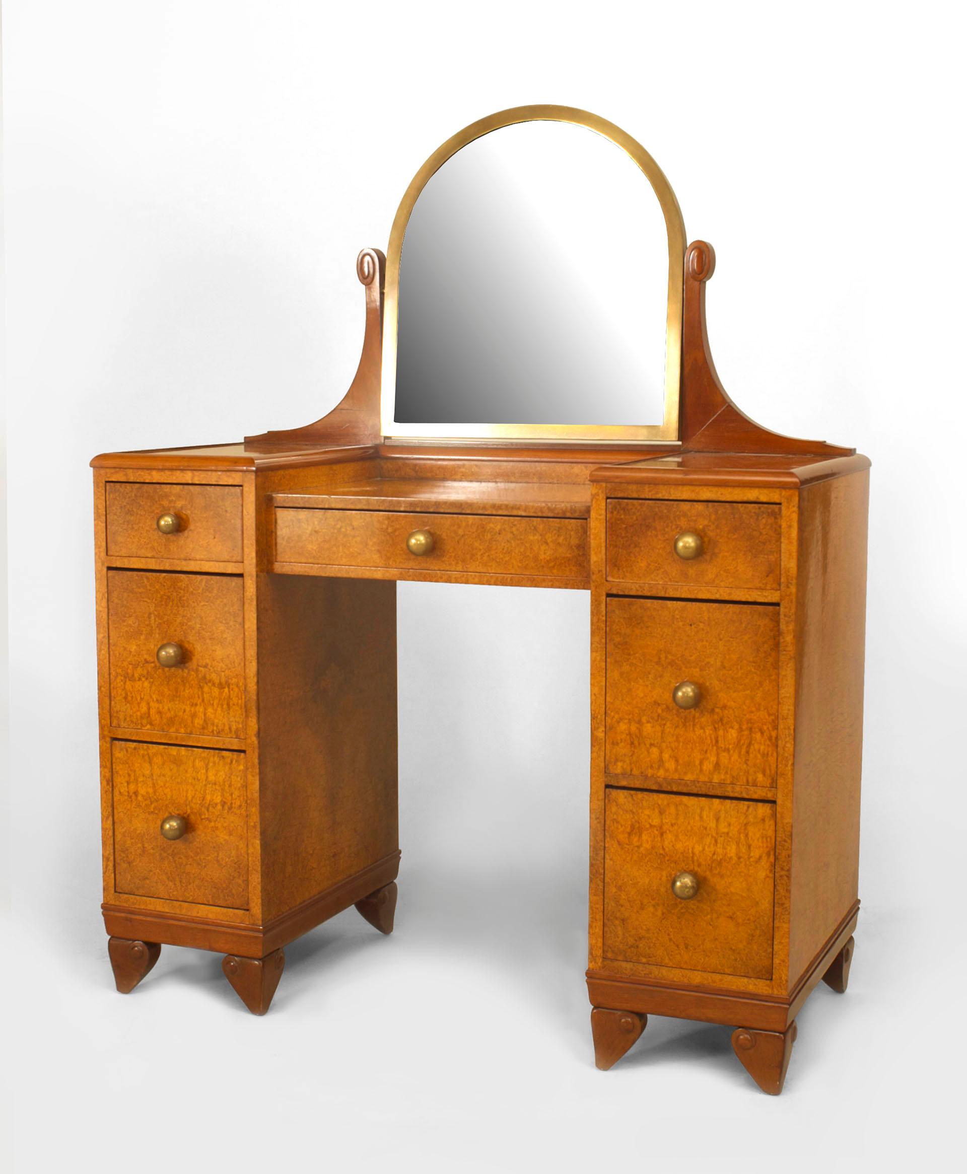 French Art Deco Amboyna Wood Dressing Table In Good Condition In New York, NY