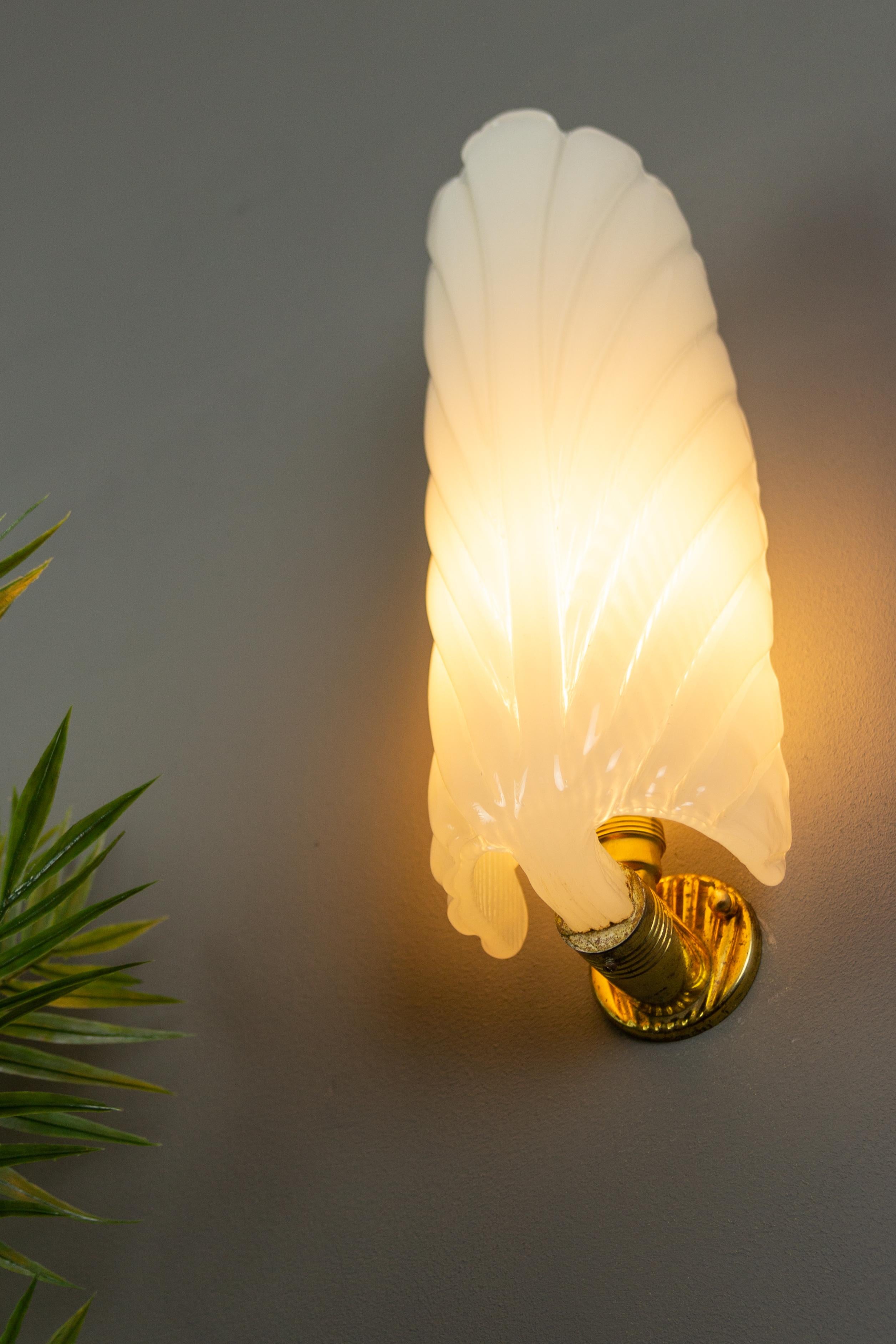 French Art Deco André Arbus Style Feather Shaped Opaline White Glass Wall Light 3