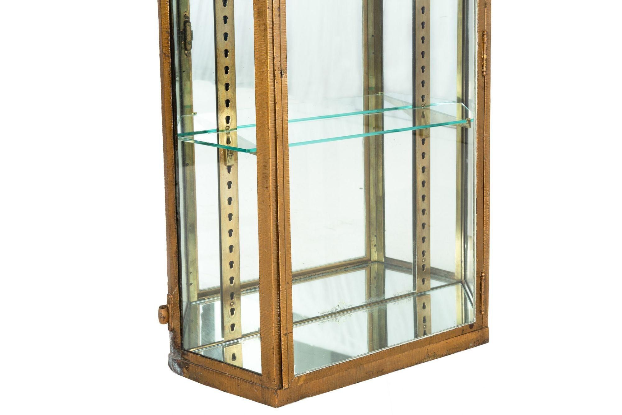 French Art Deco Antique Hanging Display Cabinet Vitrine, circa 1930s For Sale 3