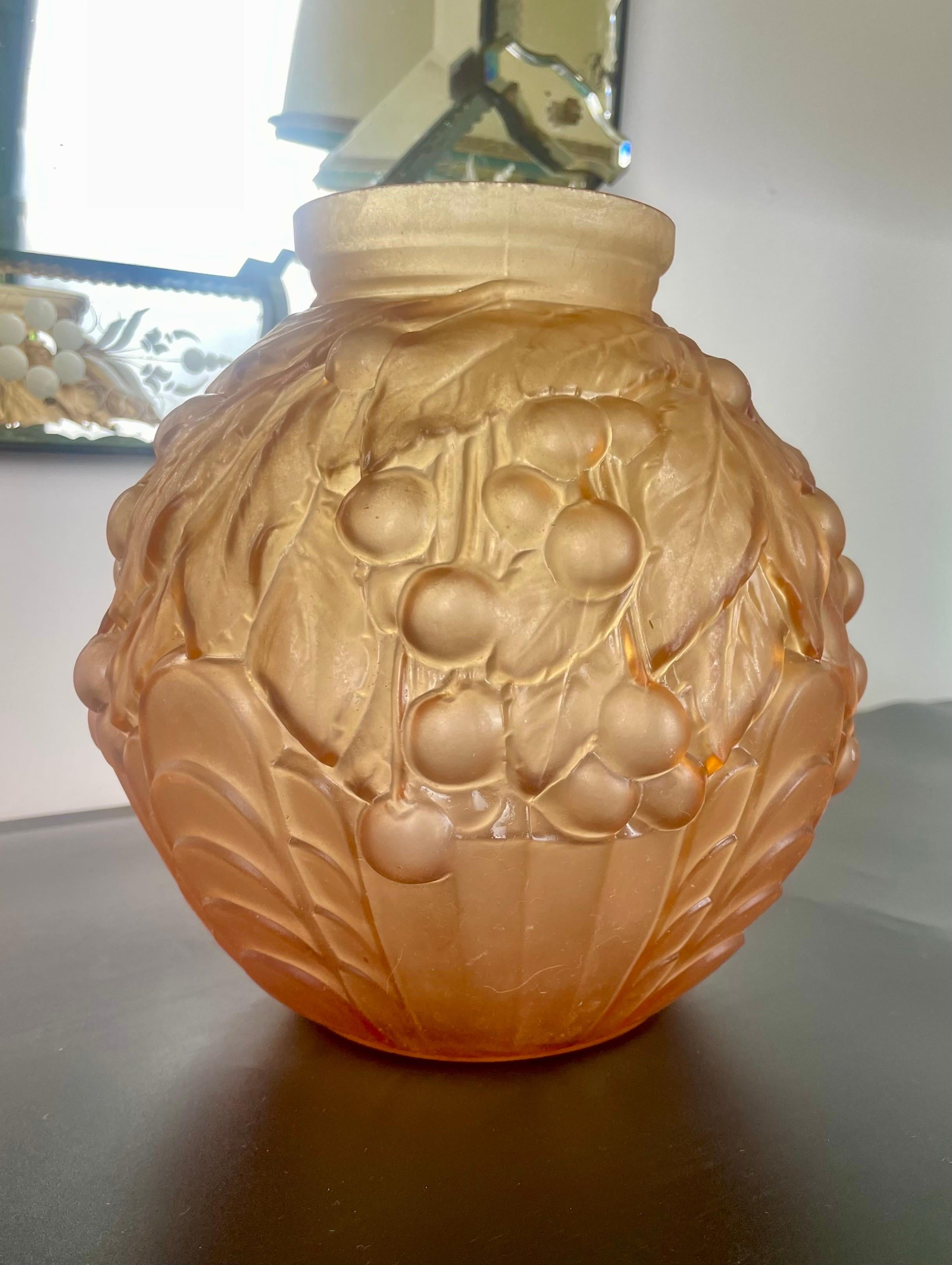 Early 20th Century French Art Deco Ball Vase Pink Orange Frosted Molded Pressed Glass, 1930, France For Sale